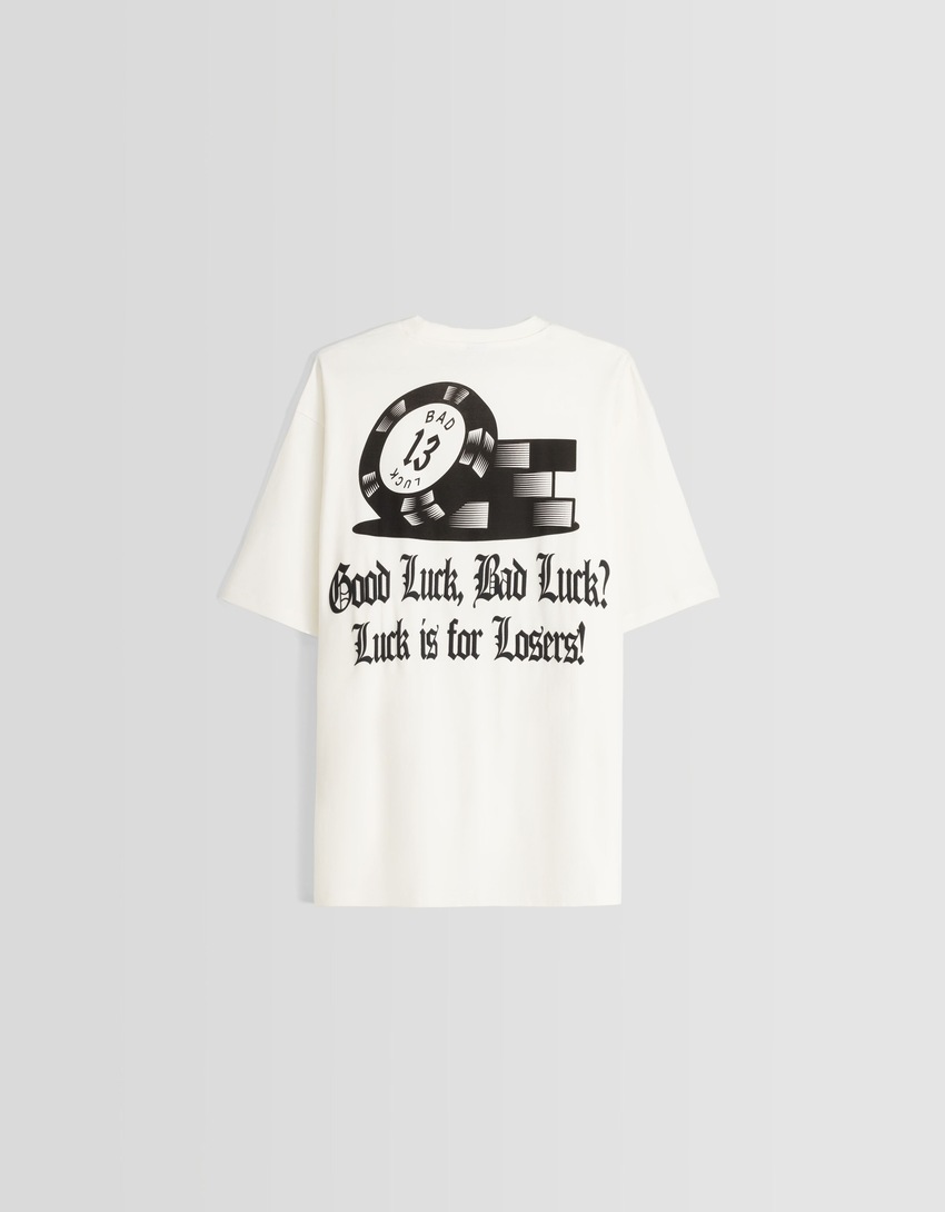 Camiseta de manga curta com estampa e modelagem quadrada