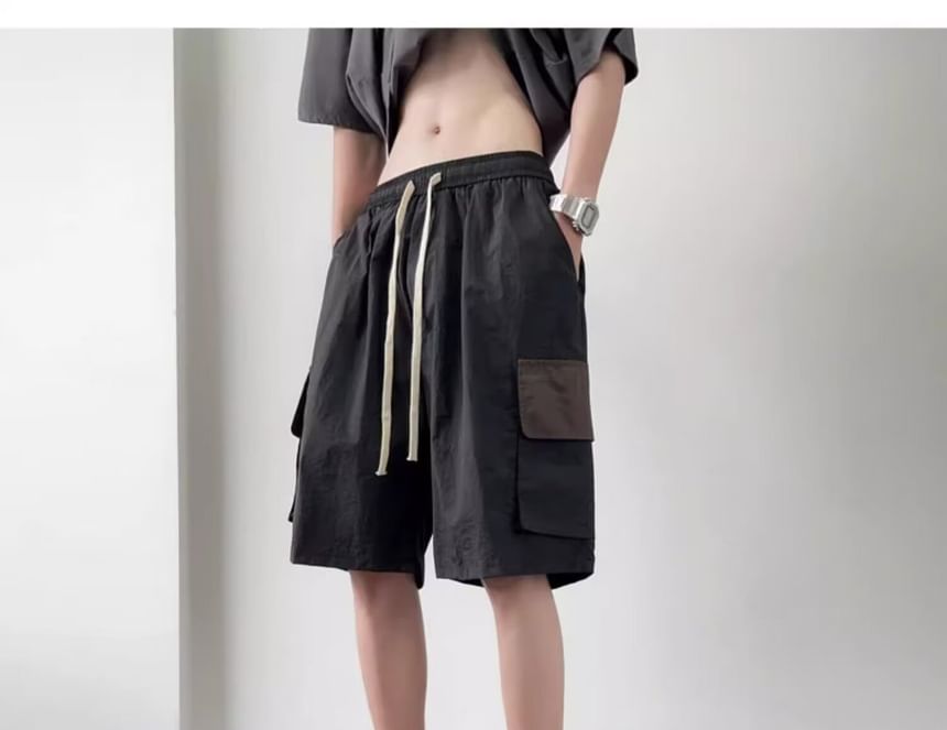 DuckleBeam - Mid Rise Plain Cargo Shorts