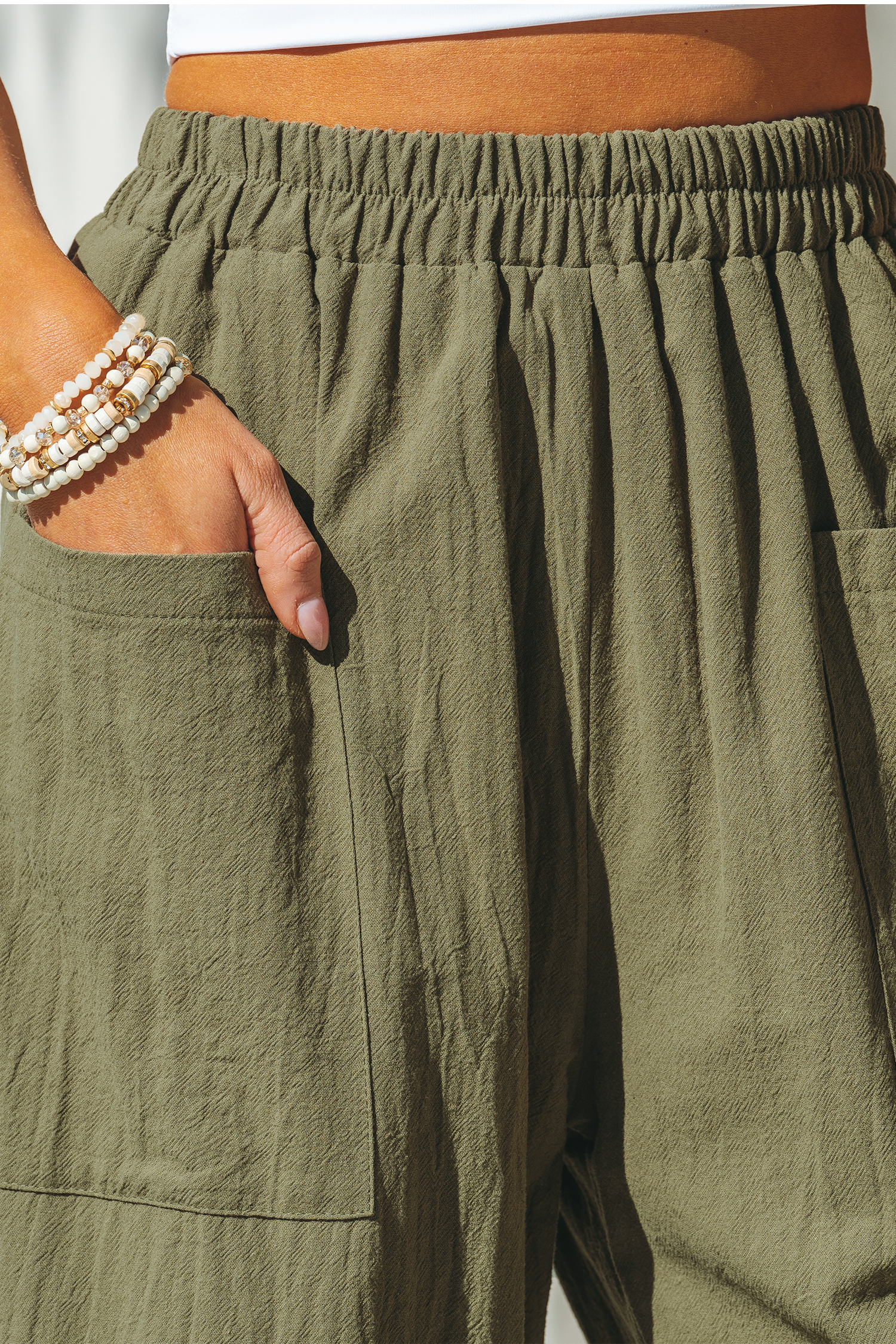 Pantalon en pur coton à jambes trapèze et poches plaquées vert