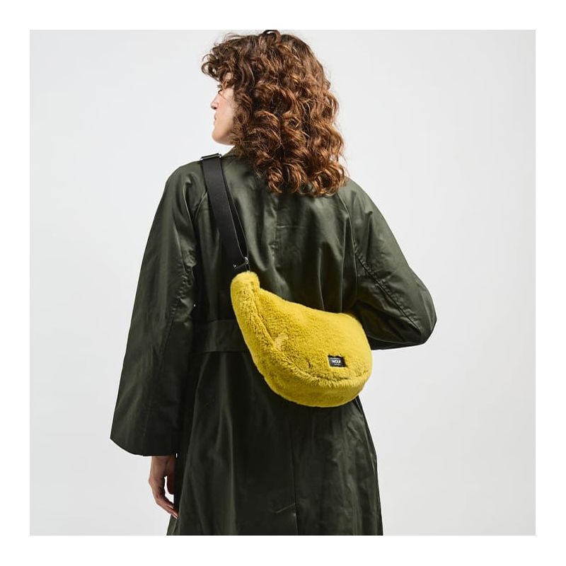 Sac bandoulière 30 cm en fausse fourrure Foxie