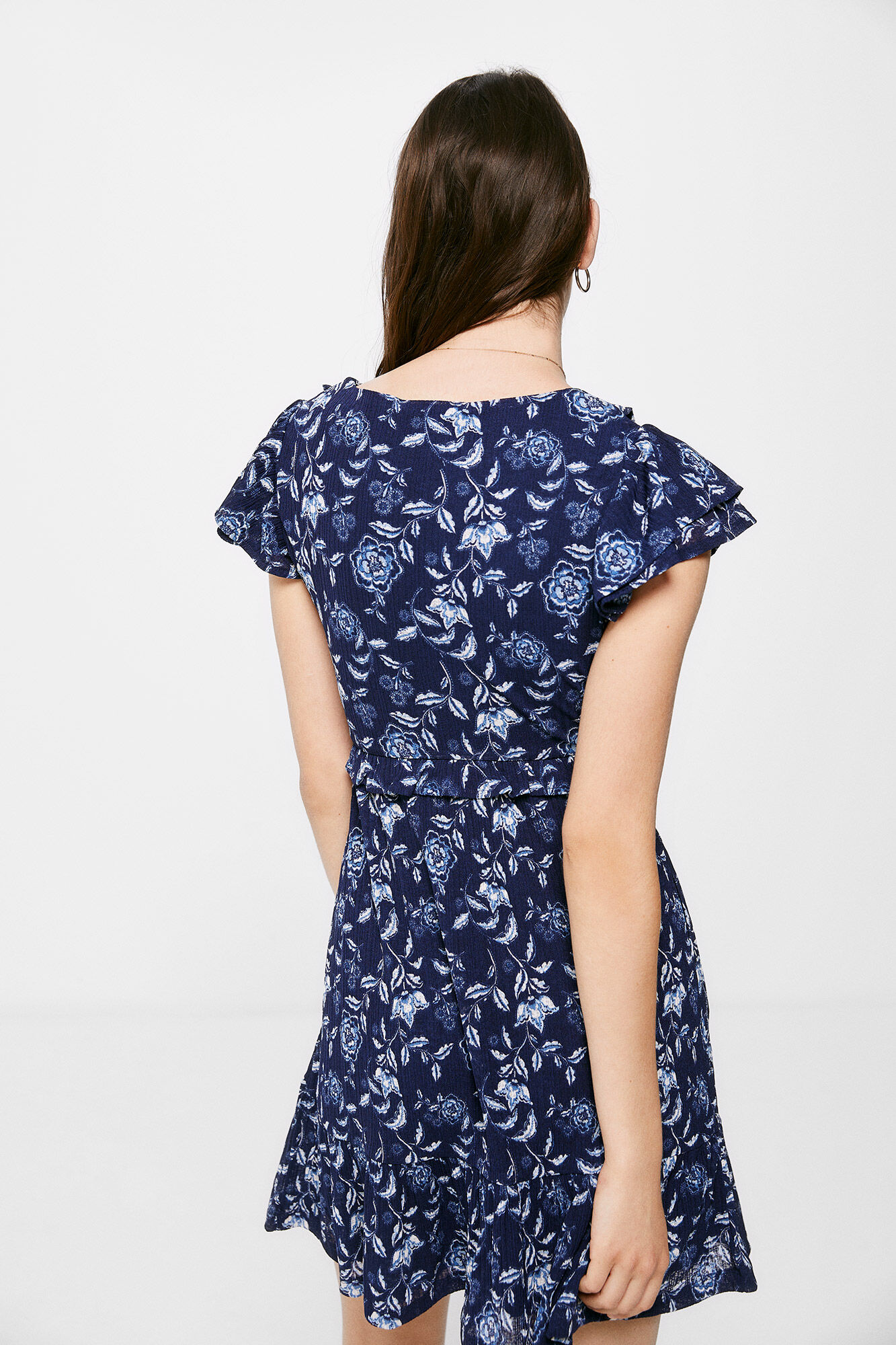 Vestido curto com estampa floral