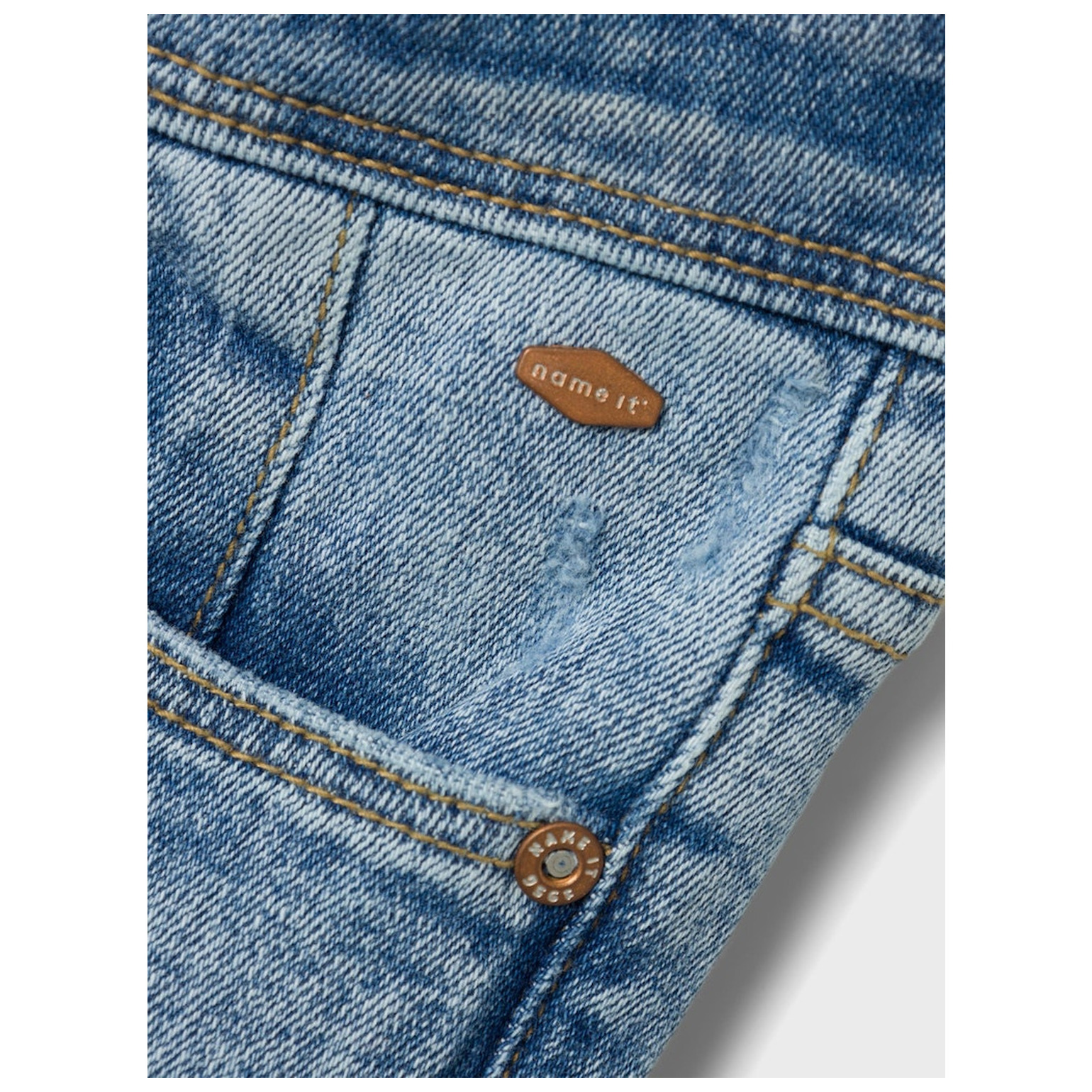 name it NKMRYAN STRAIGHT JEANS 2520-EL