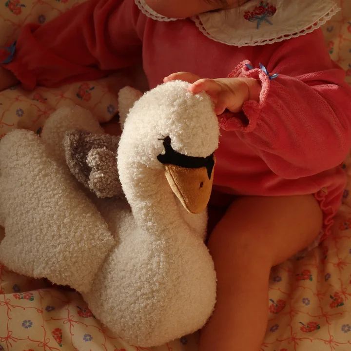 Konges Sløjd - Musik Kuscheltier Schwan, off-white