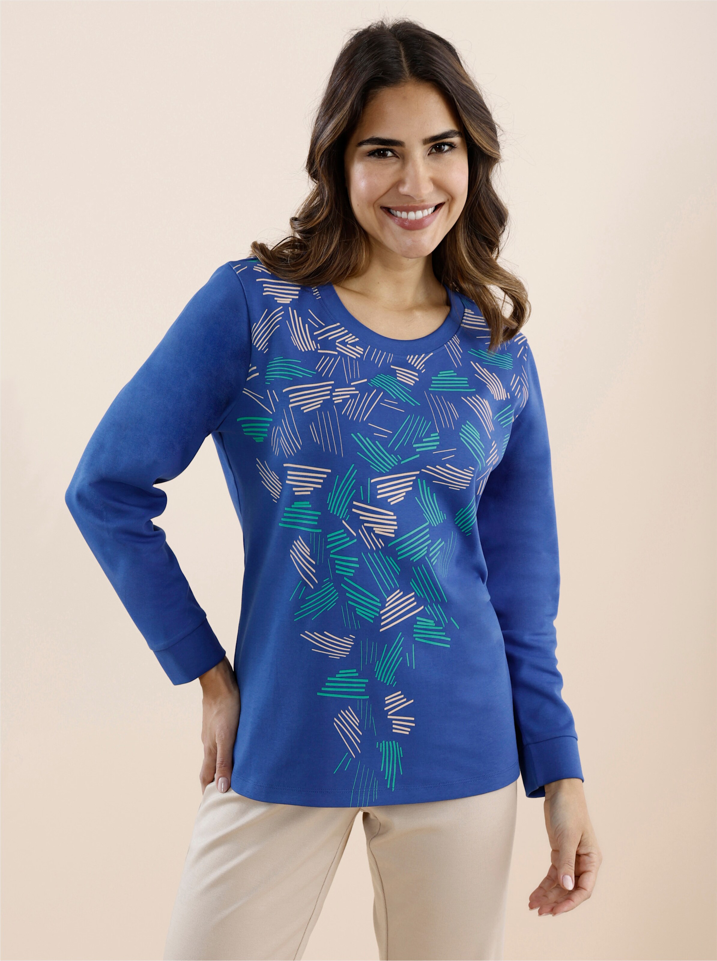 Sweatshirt