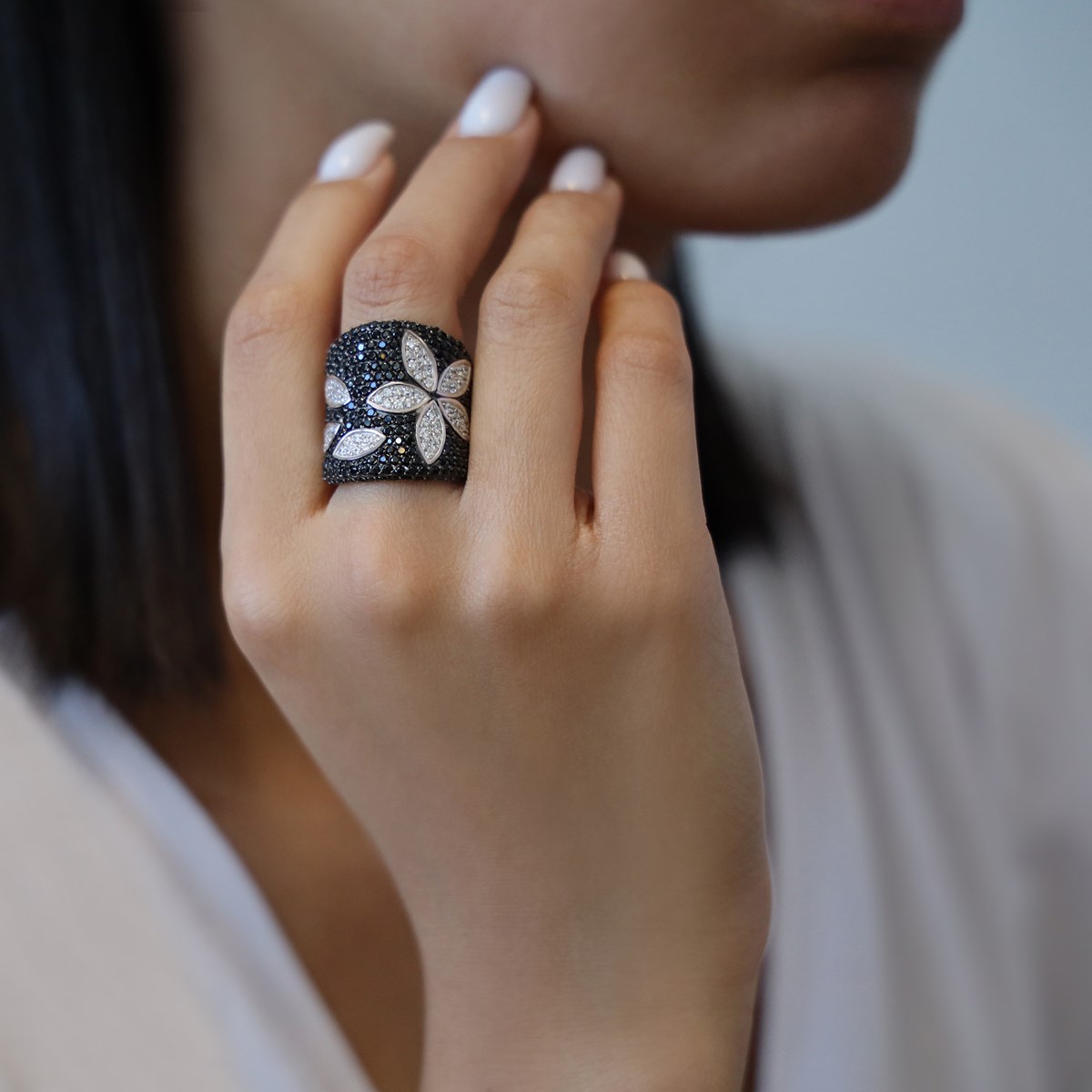 Bague Tube Scintillant Noir Et Blanc