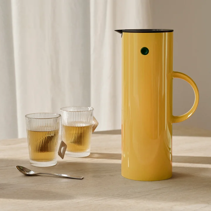 Stelton - Isolierkanne EM 77, 1 l soft schwarz