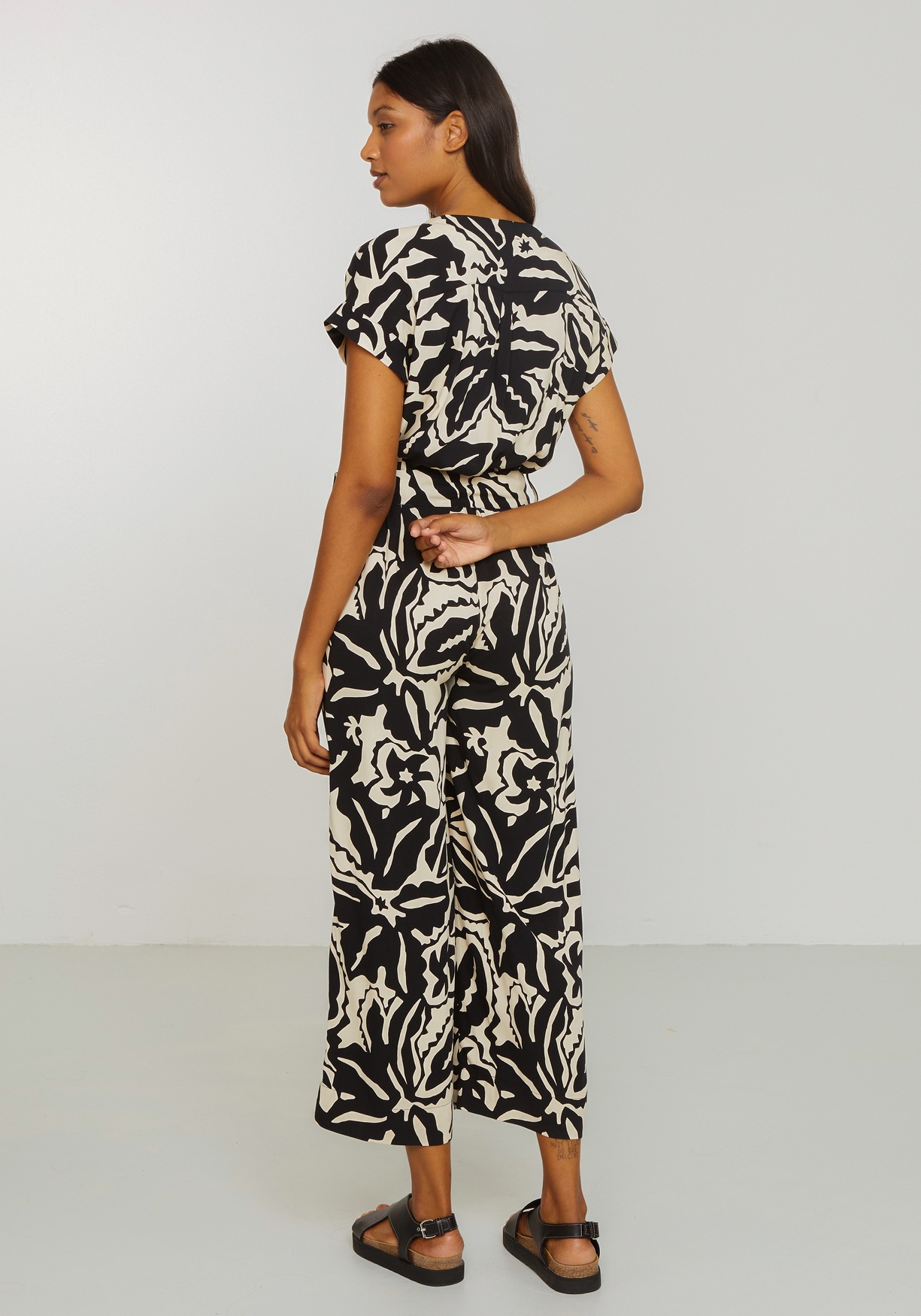 Recolution Jumpsuit Dianella Botanical Black