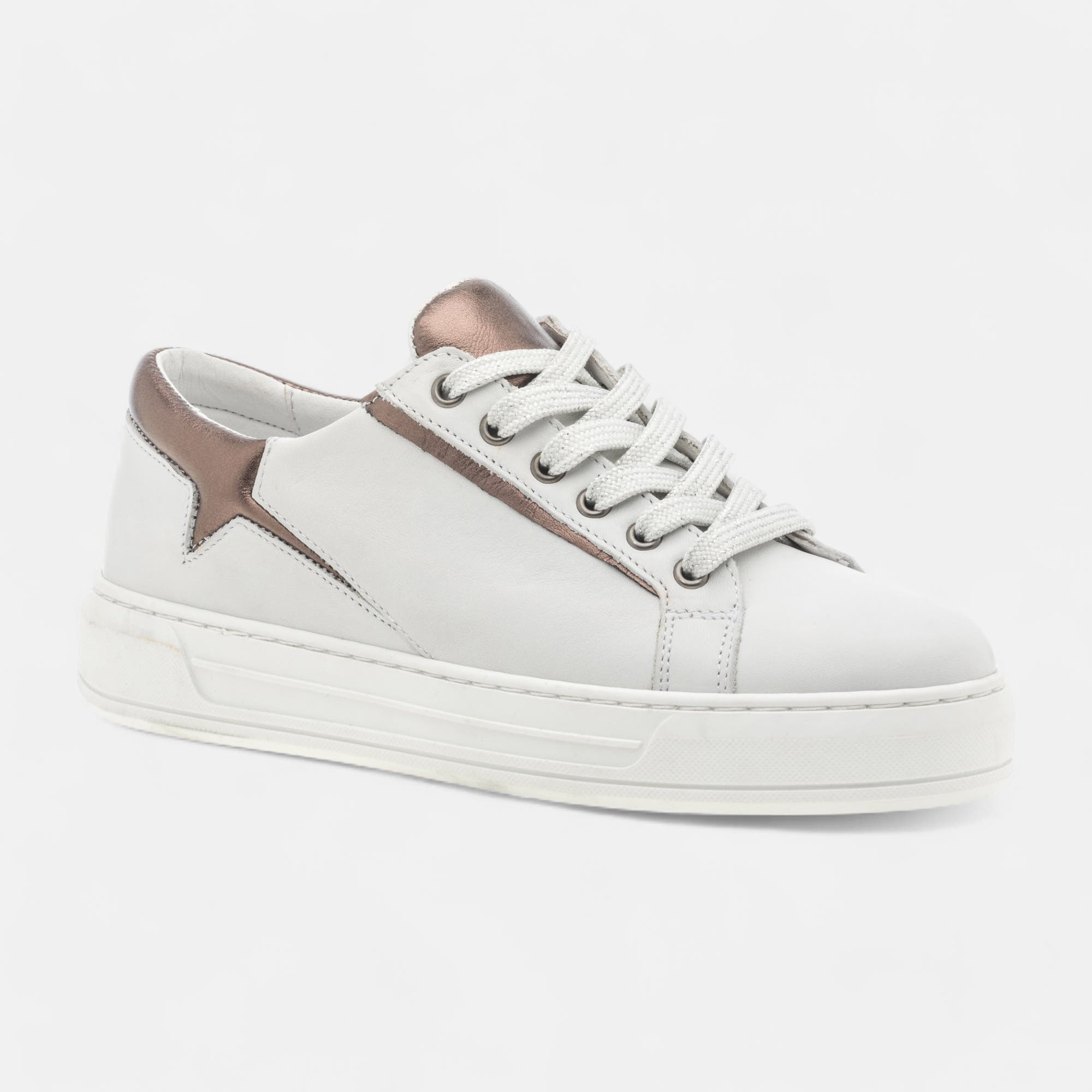 Baskets basses Femme en cuir blanc