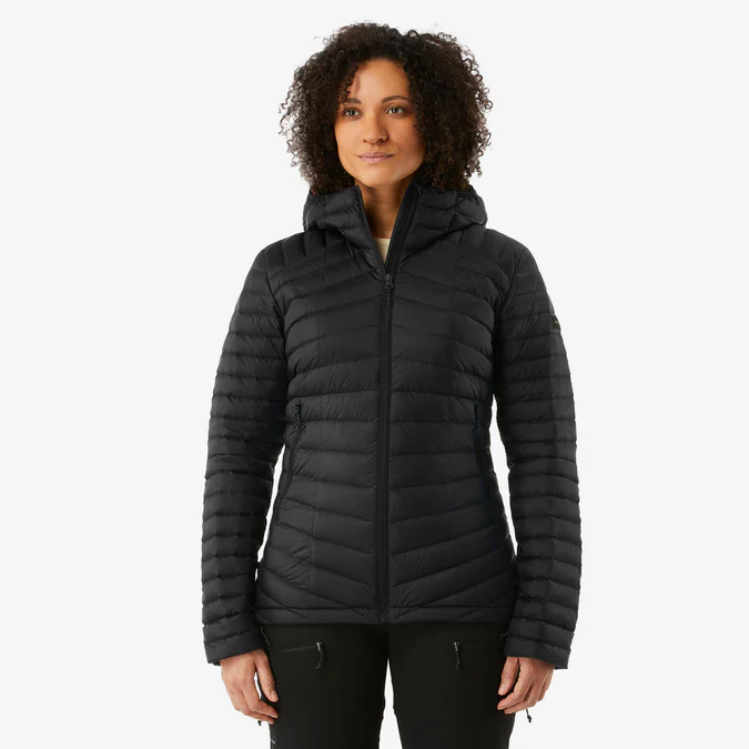 Decathlon Forclaz - Jaqueta puffer feminina com capuz Forclaz MT100