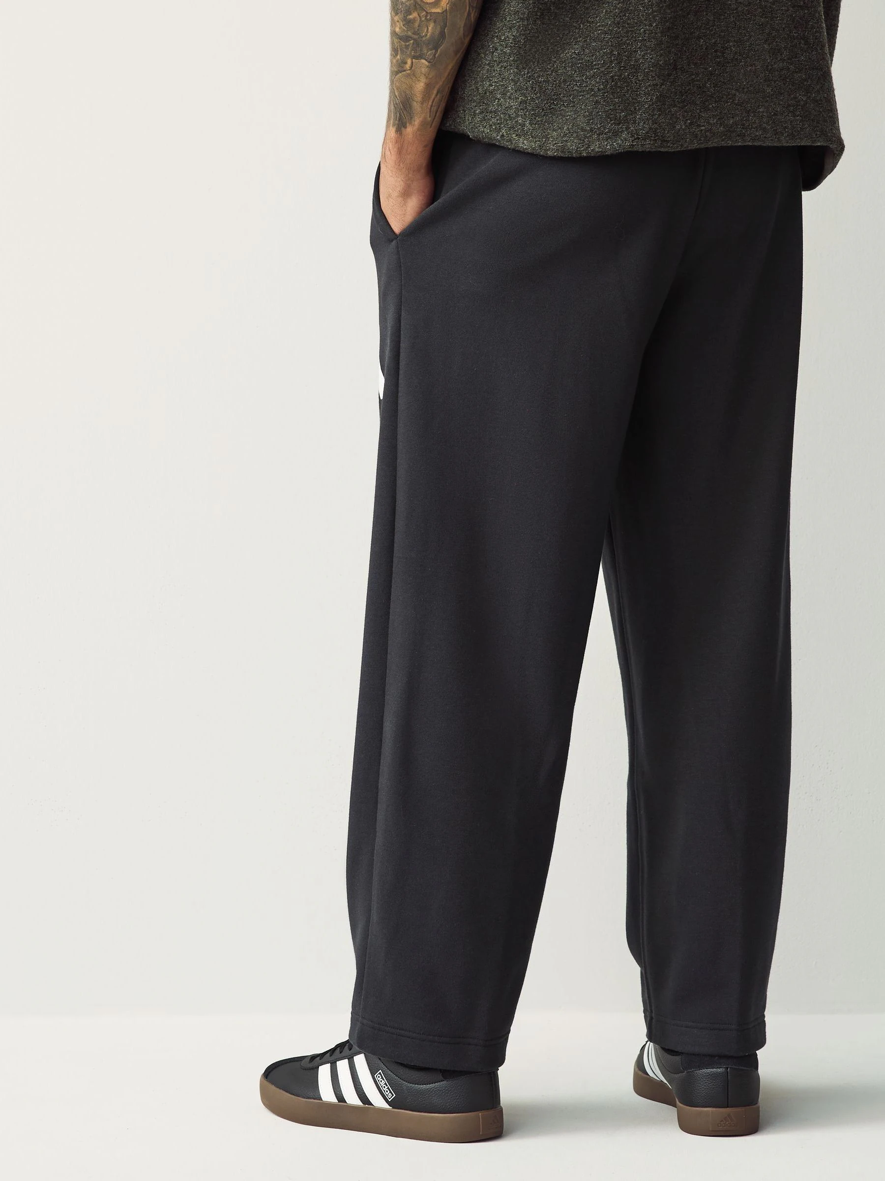 adidas Essentials Joggingbroek met Wijde pijpen Bar Logo 3