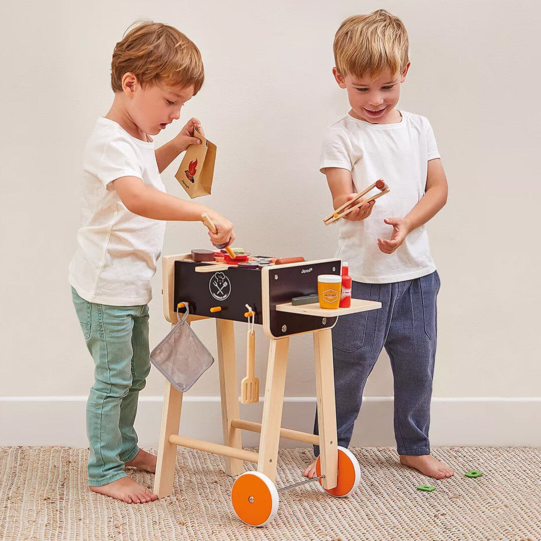 Janod kinderbarbecue met ingrediënten