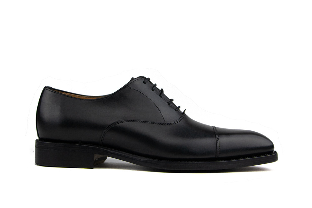Berwick Veter Boxcalf Black Neus