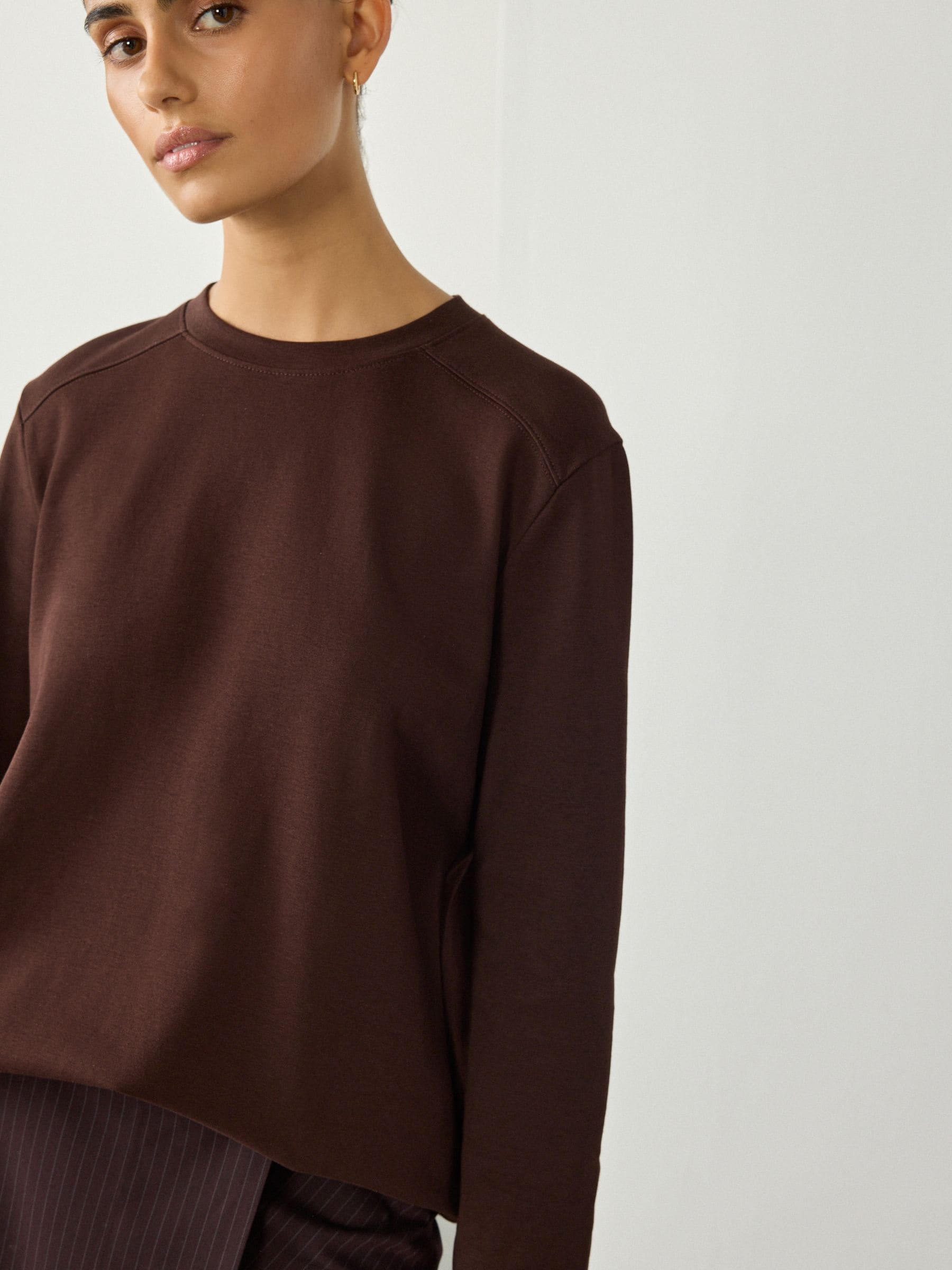 Chocoladebruin - Dik T-shirt met lange mouwen en ronde hals