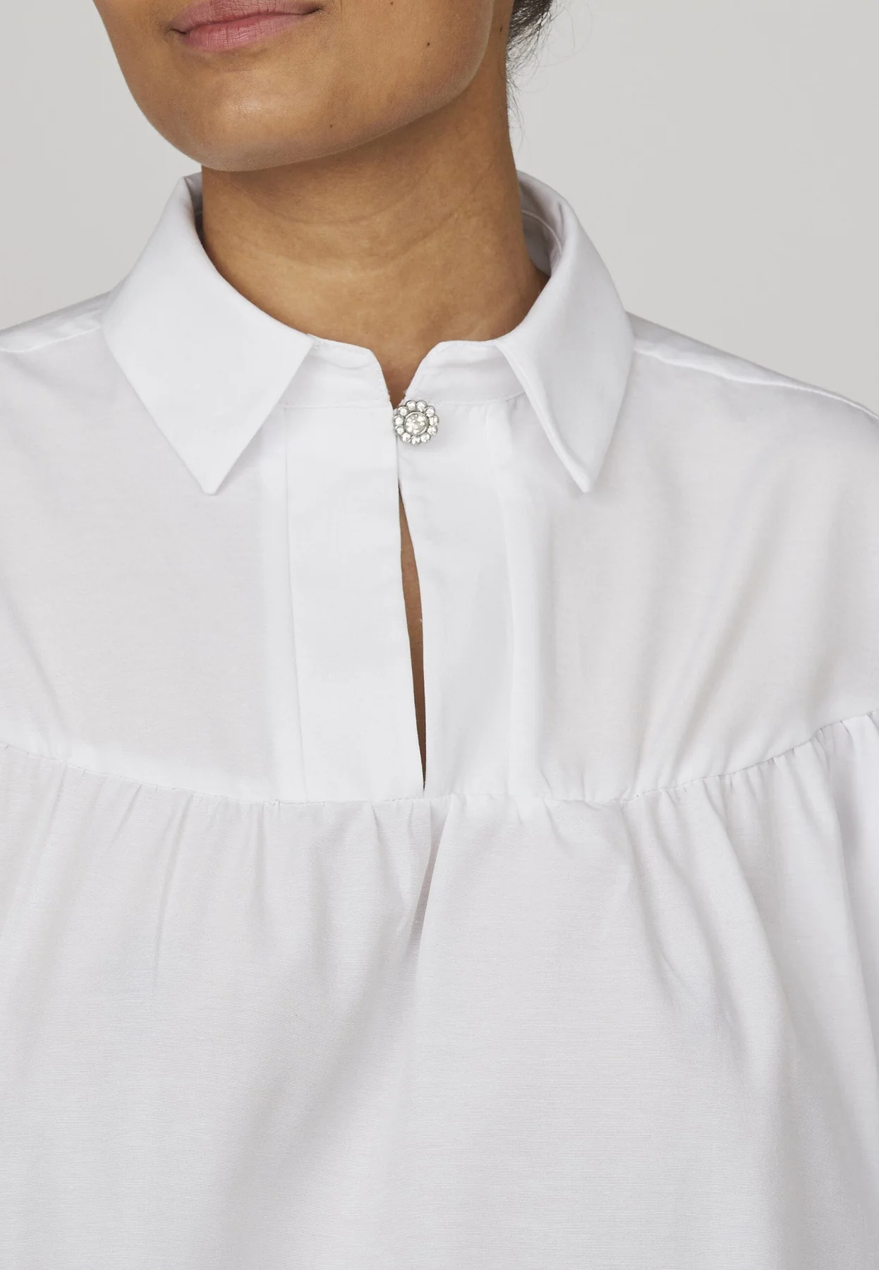 Love & Divine Love596 00 white