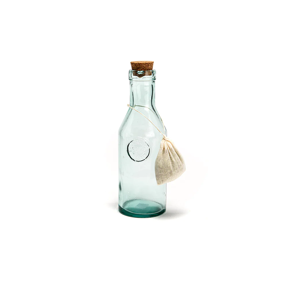 Kit lessive avec une carafe en verre et des copeaux de savon Amadeus