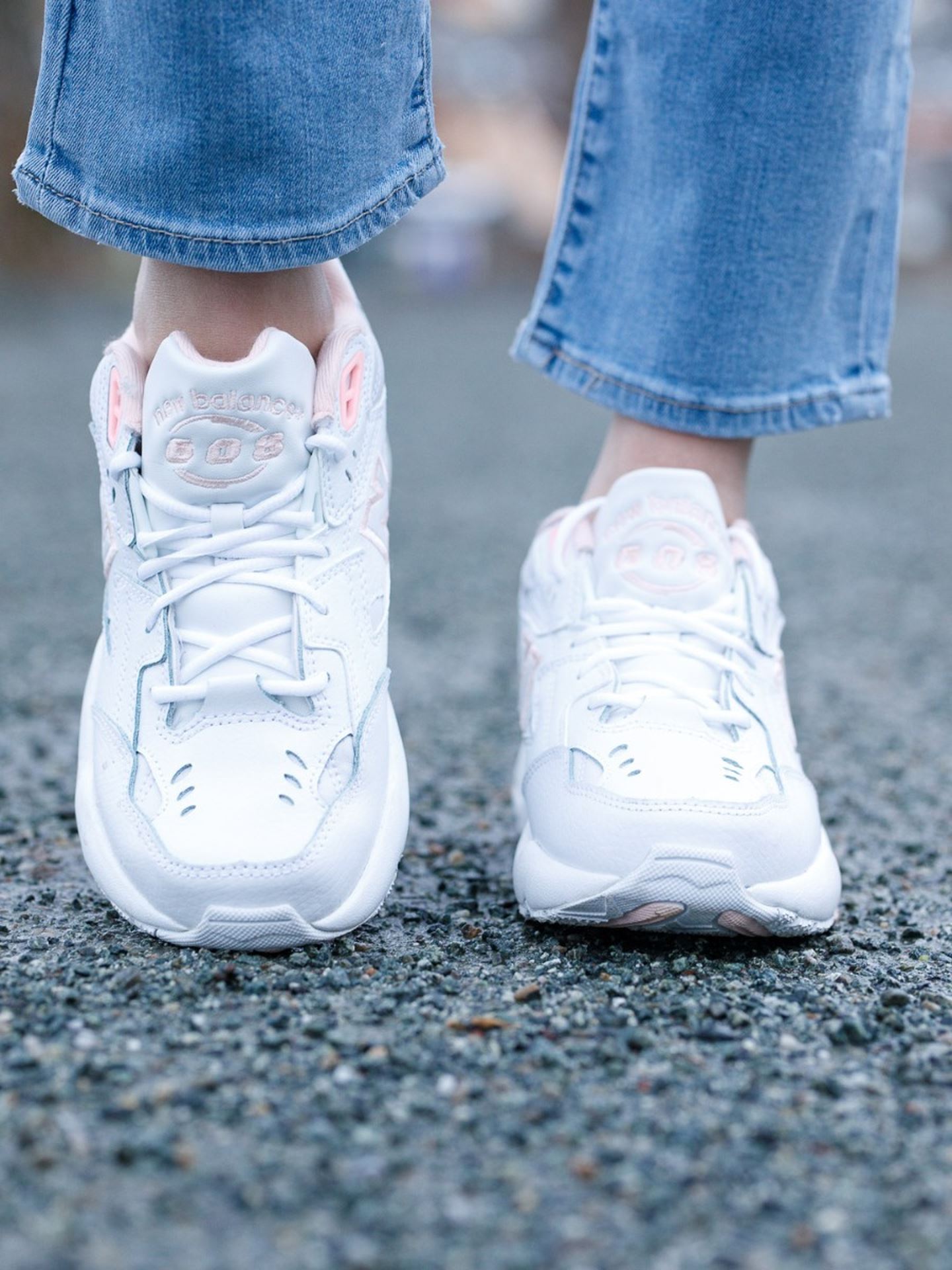 New Balance WX608