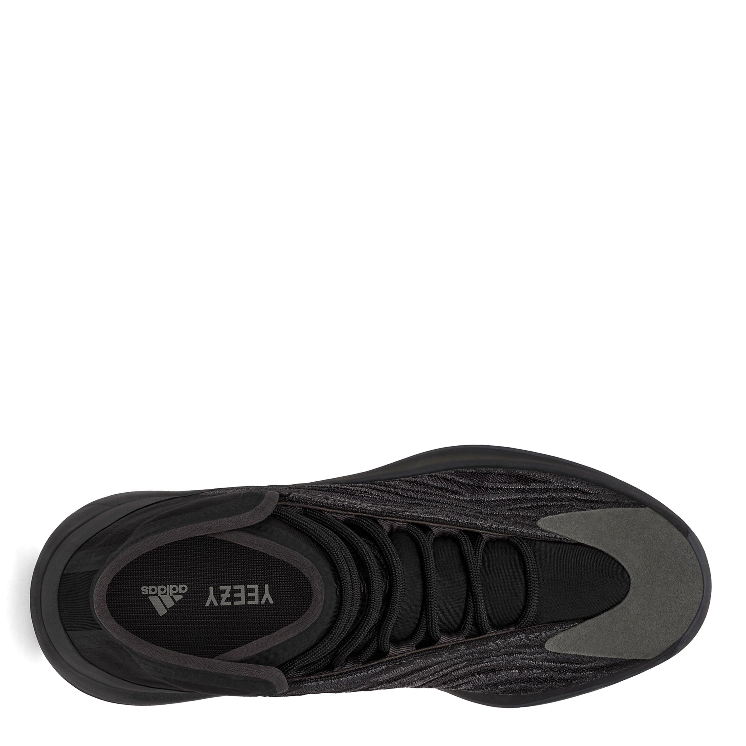 Yeezy Qntm Onyx Sneakers