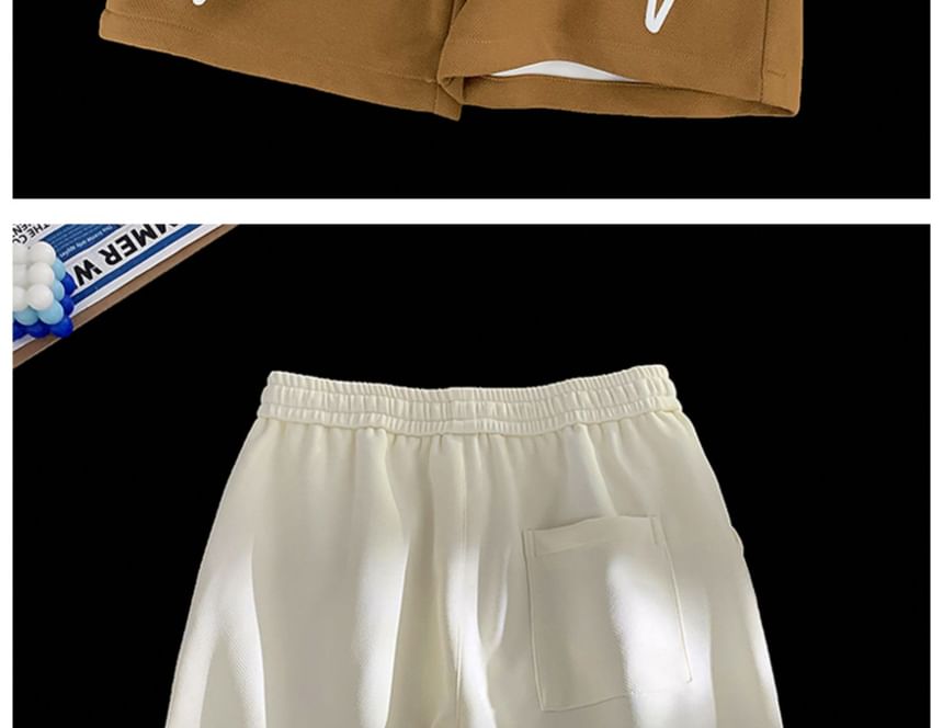 Bay Go Mall - Shorts met trekkoord en letters