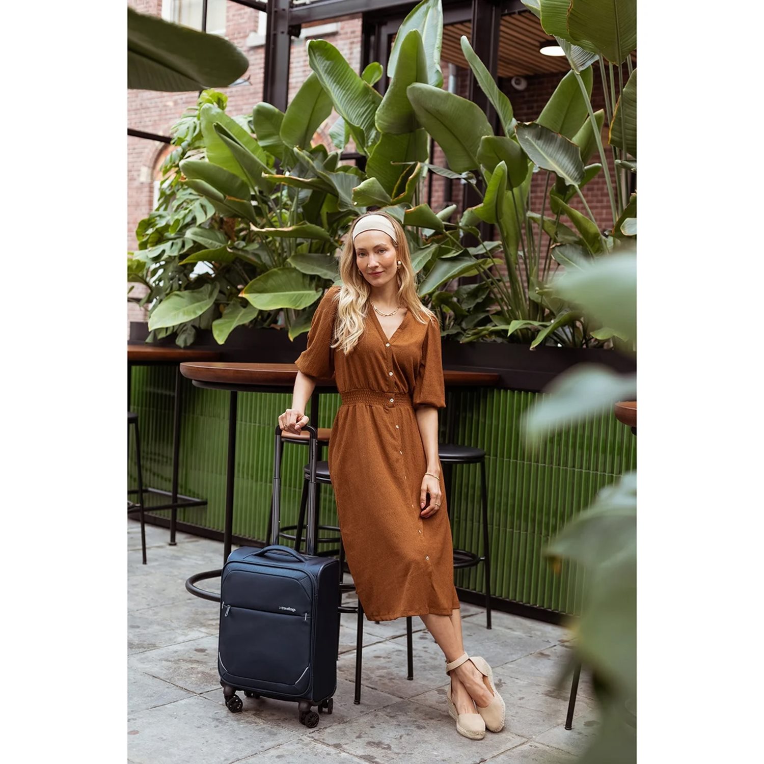 Travelbags The Base Soft Trolley S dark blue