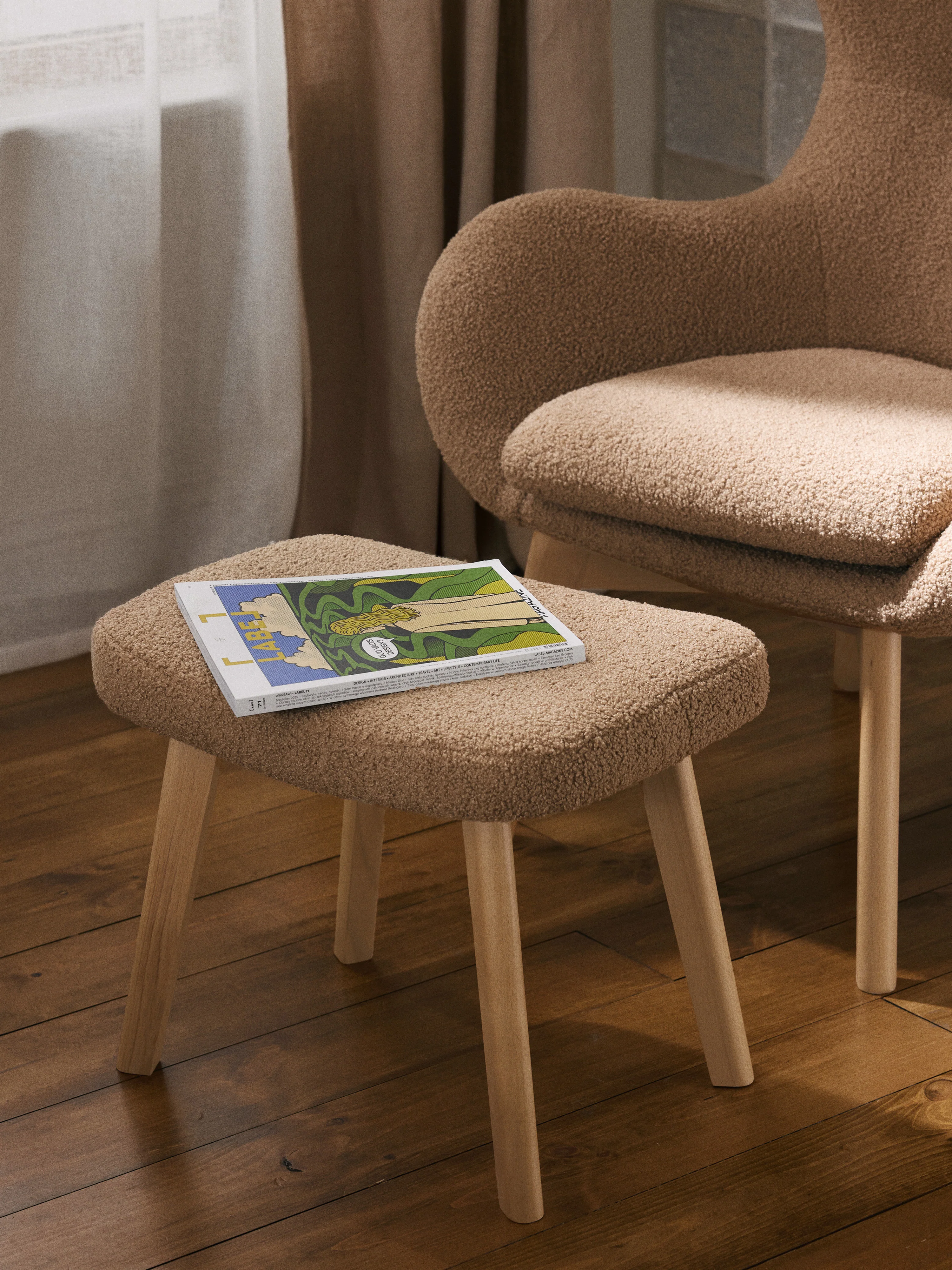 Teddy kruk Wing met houten poten