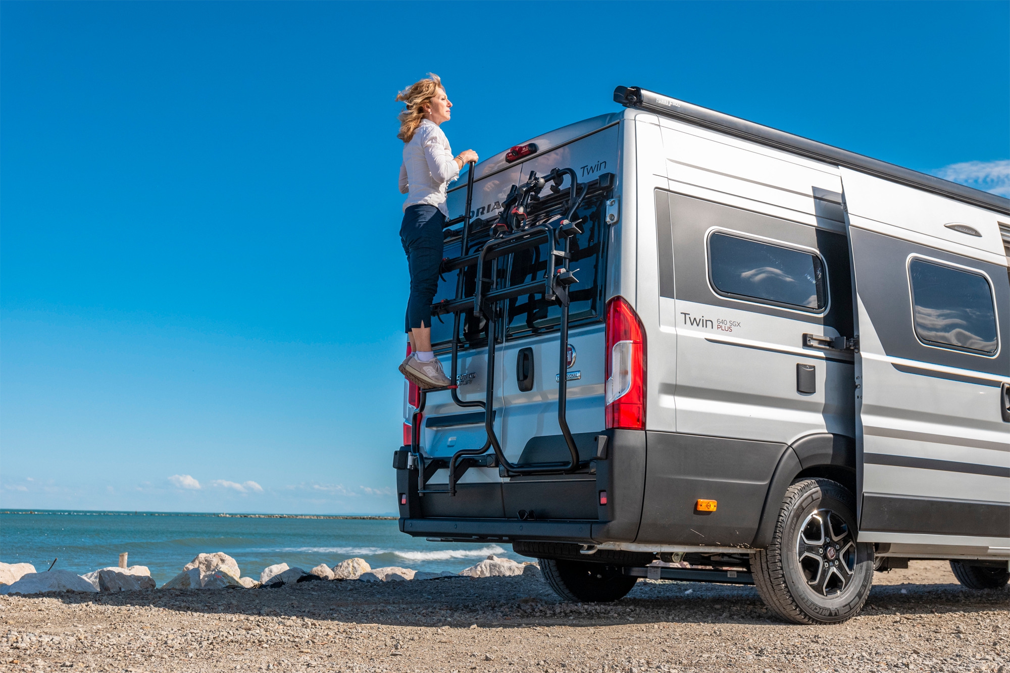 Fiamma Deluxe 5D Hochklappbare Aussenleiter mit 10 Sprossen