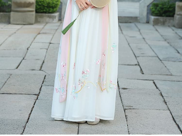 Girls Supply - Hanfu-kostuumset met geborduurde bloemen