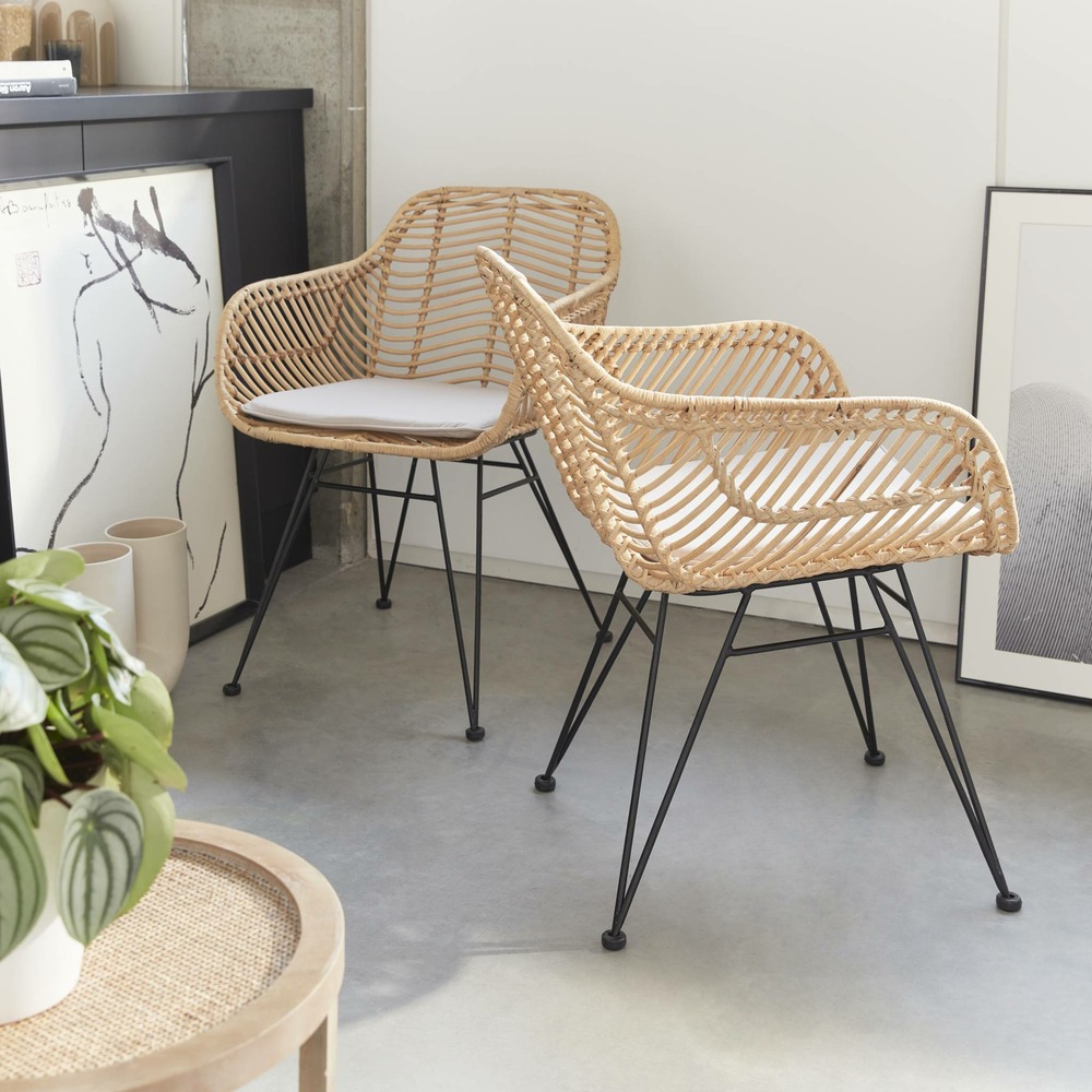 Lot de 2 fauteuils en rotin naturel et métal. Coussin beige - cahya