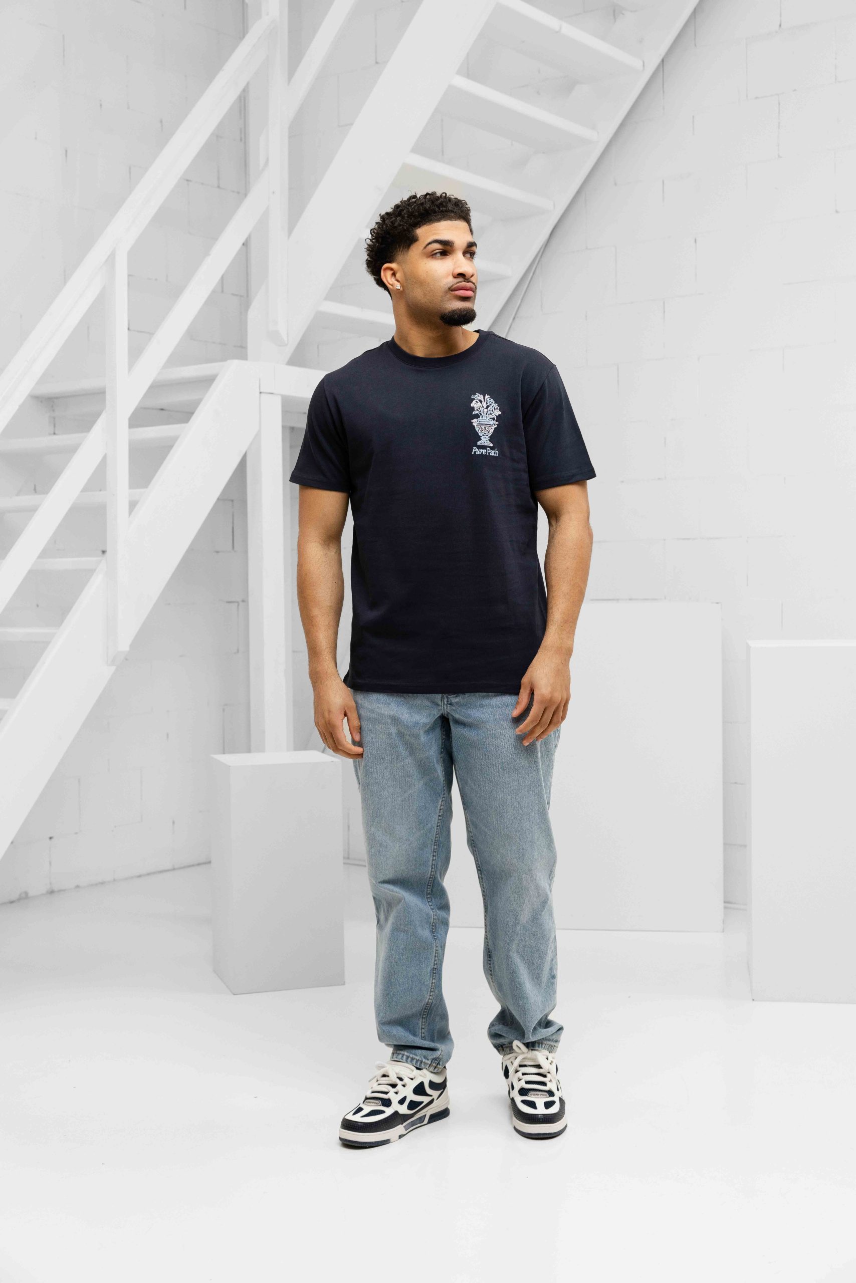 Pure Path Embroidered Vase T-Shirt Heren Donkerblauw
