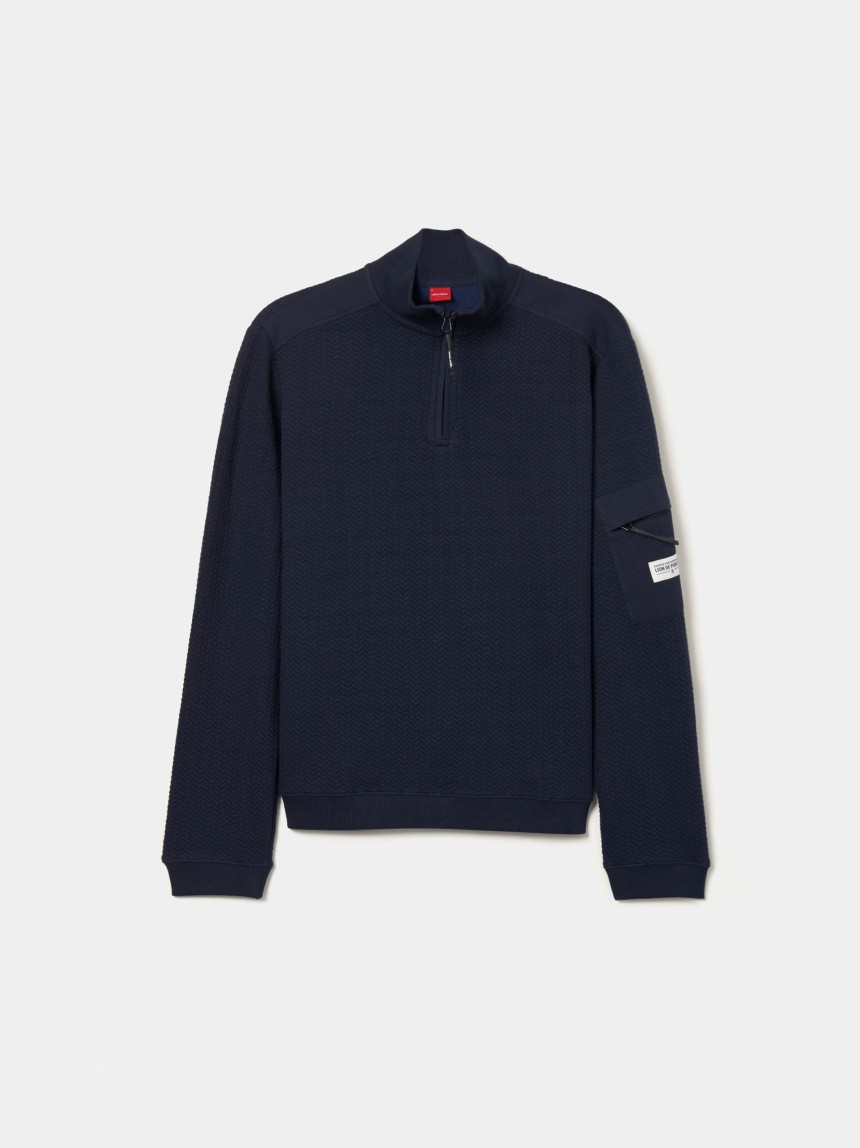 Sweater Manga Comprida com Fecho