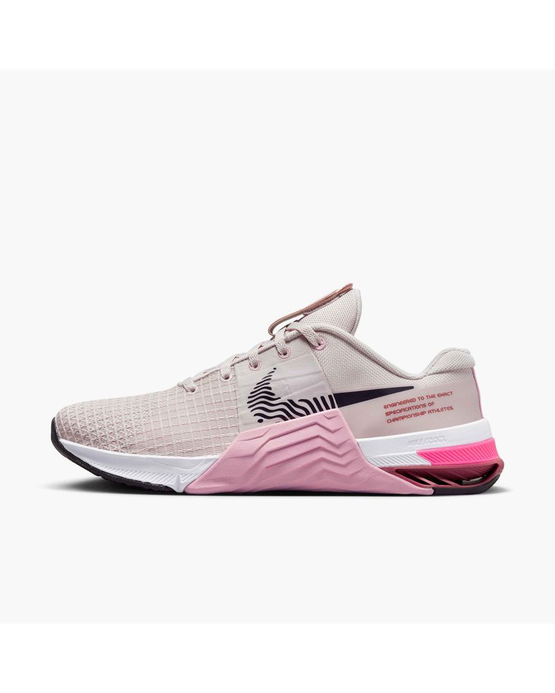 Chaussures de training Nike Metcon 8 Rose pour femme