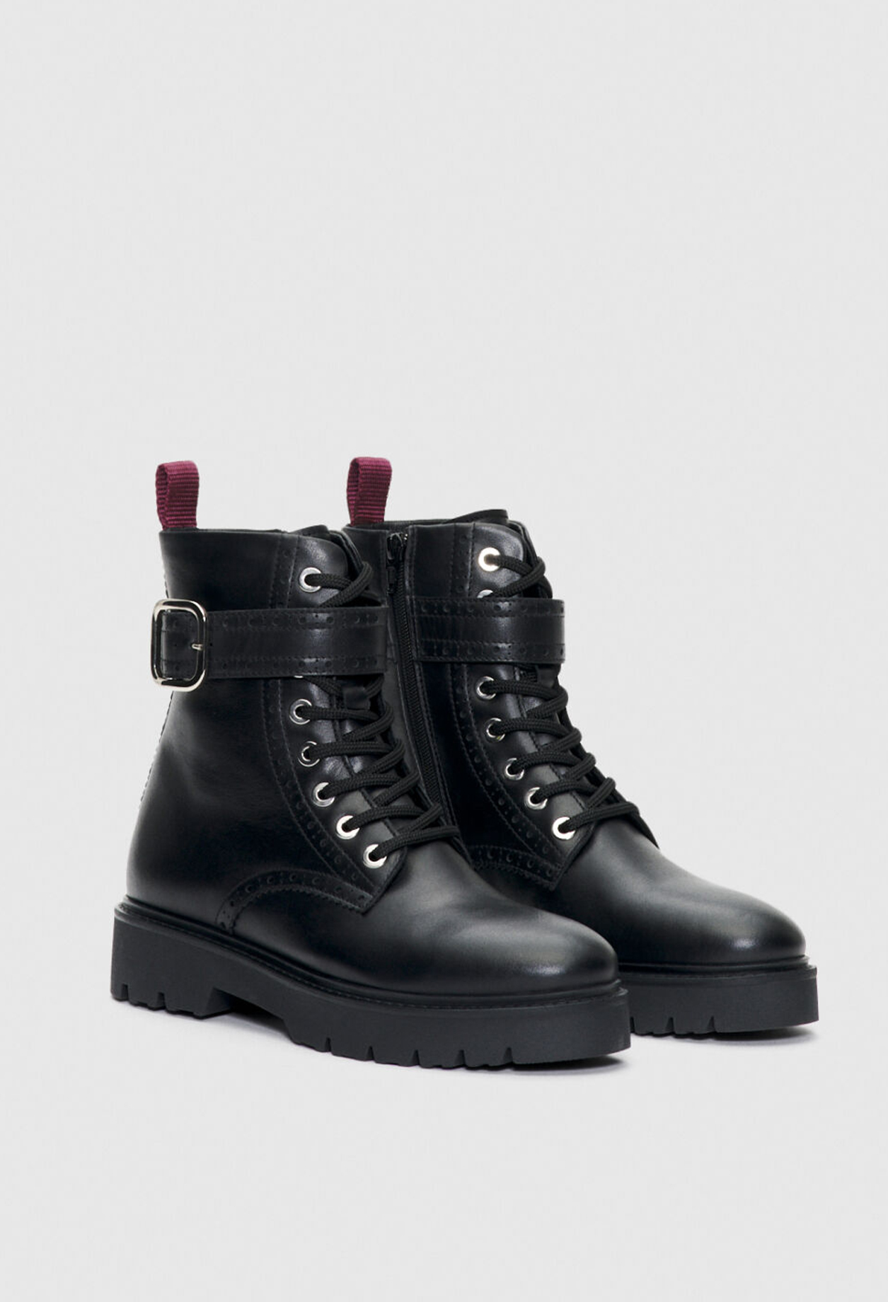 Boots &agrave; lacets en cuir responsable