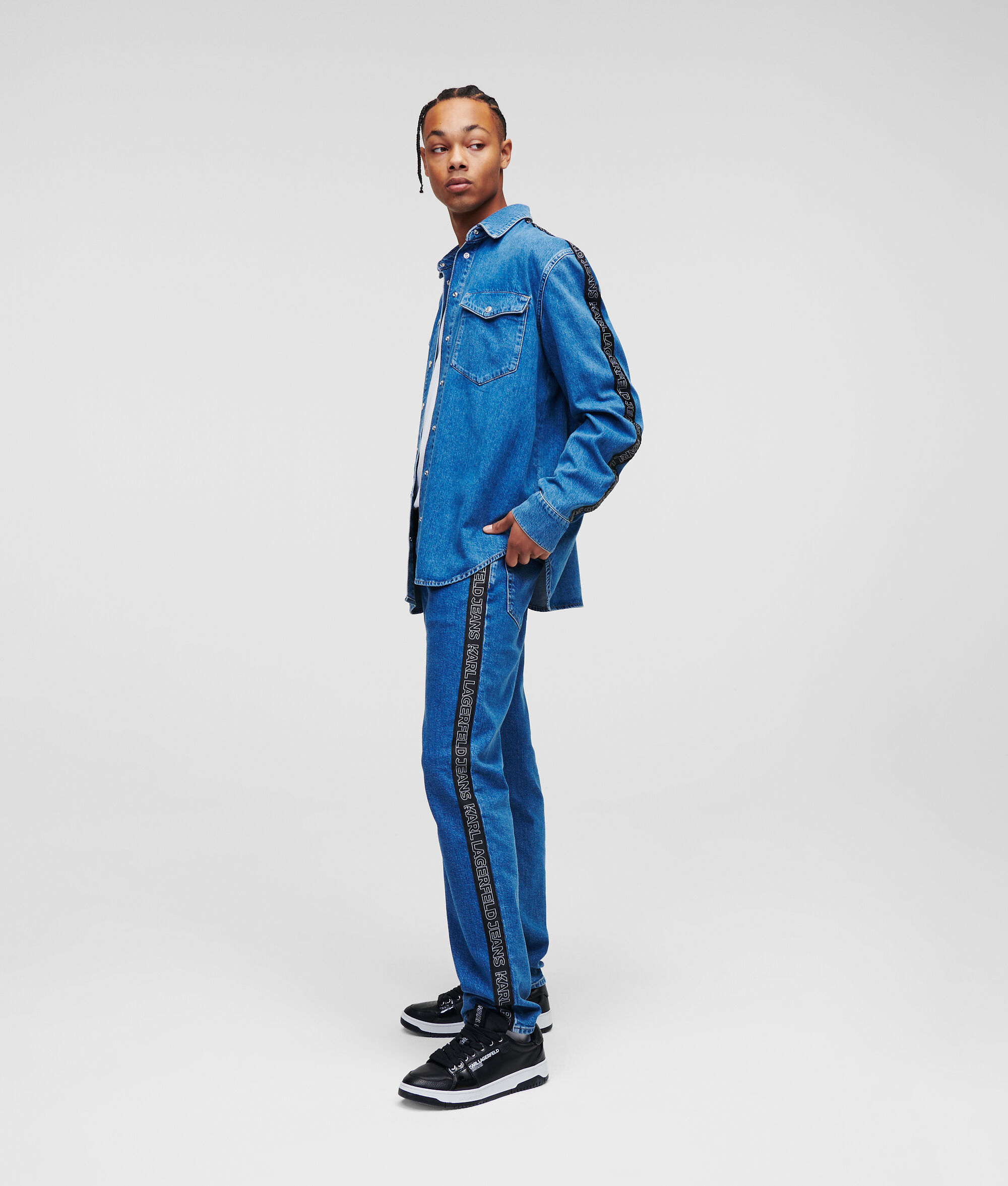 CHEMISE EN JEAN AVEC GALON À LOGO KLJ