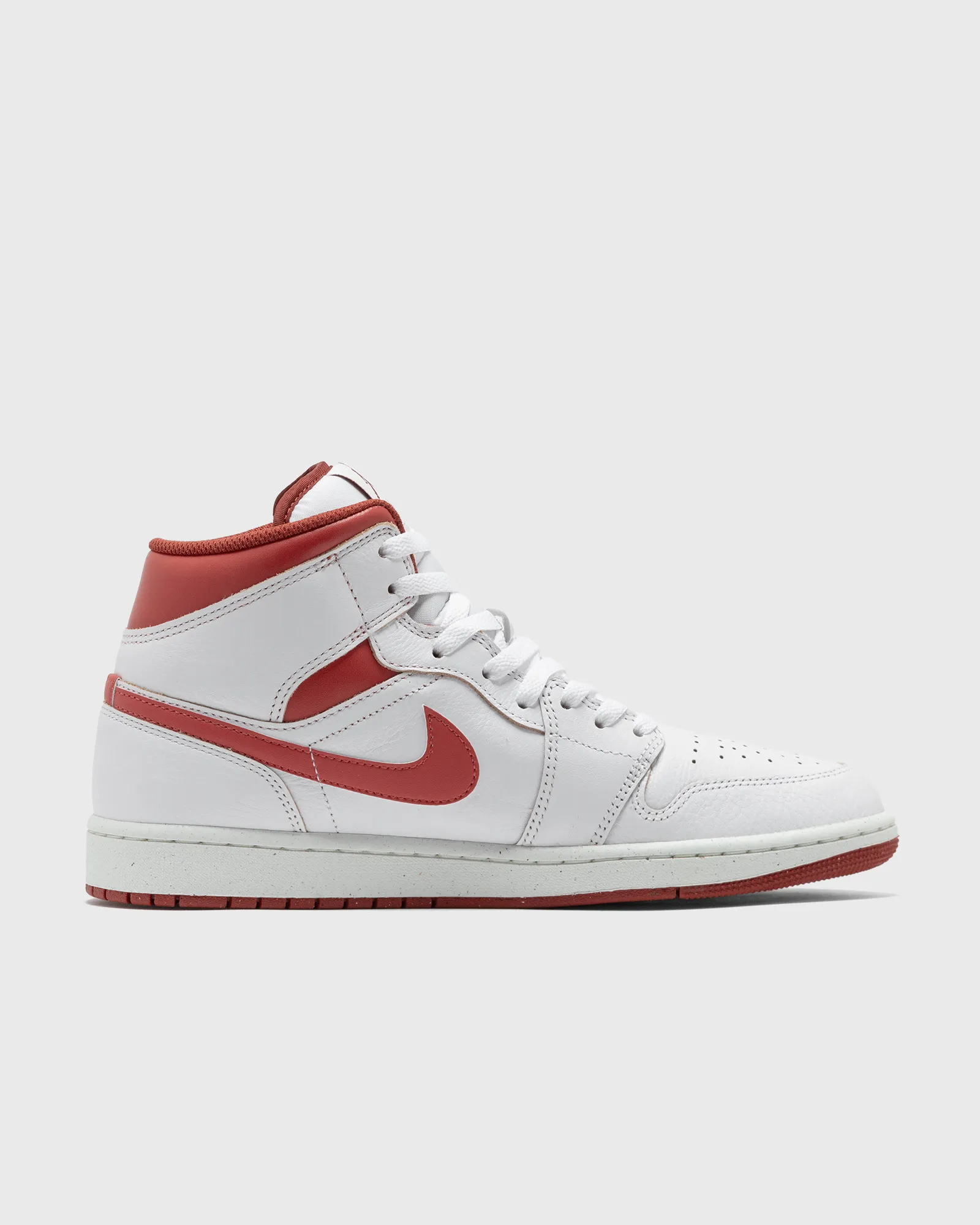 Jordan AIR JORDAN 1 MID SE 