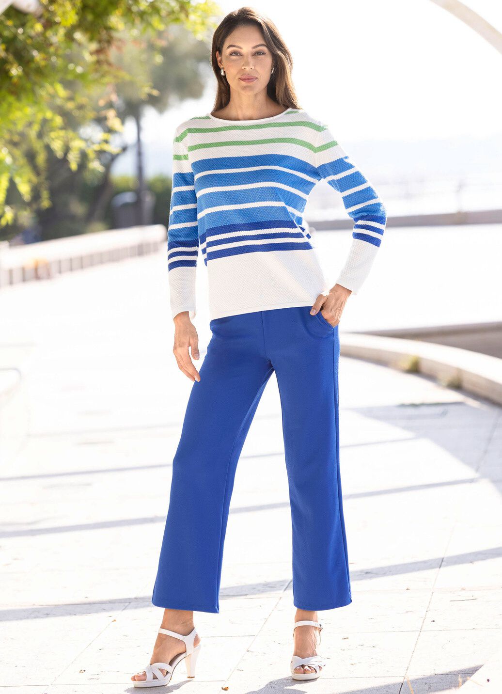 Pullover mit zartem Strukturmuster