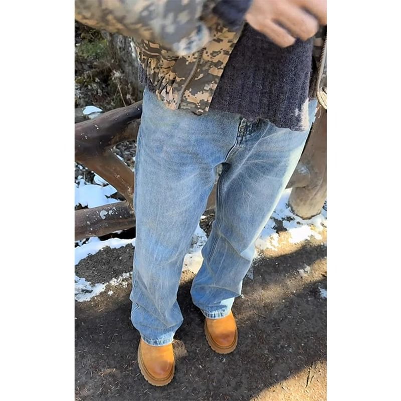 Posive - Mid Rise Washed Flared Jeans
