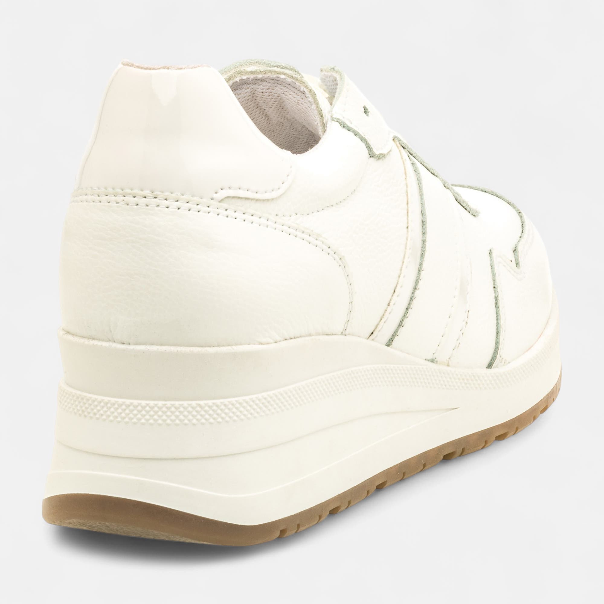 Baskets basses à talon compensé Femme en cuir blanc