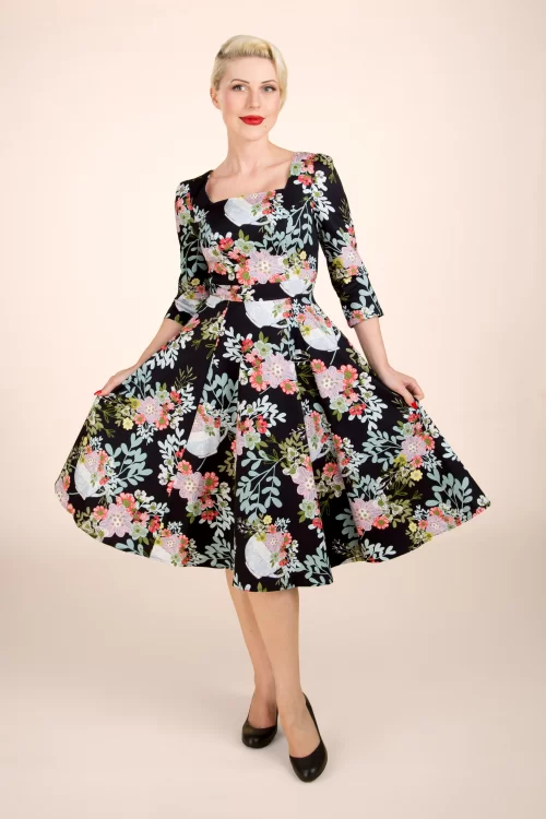Hearts & Roses Janet Floral swing jurk in zwart en multi