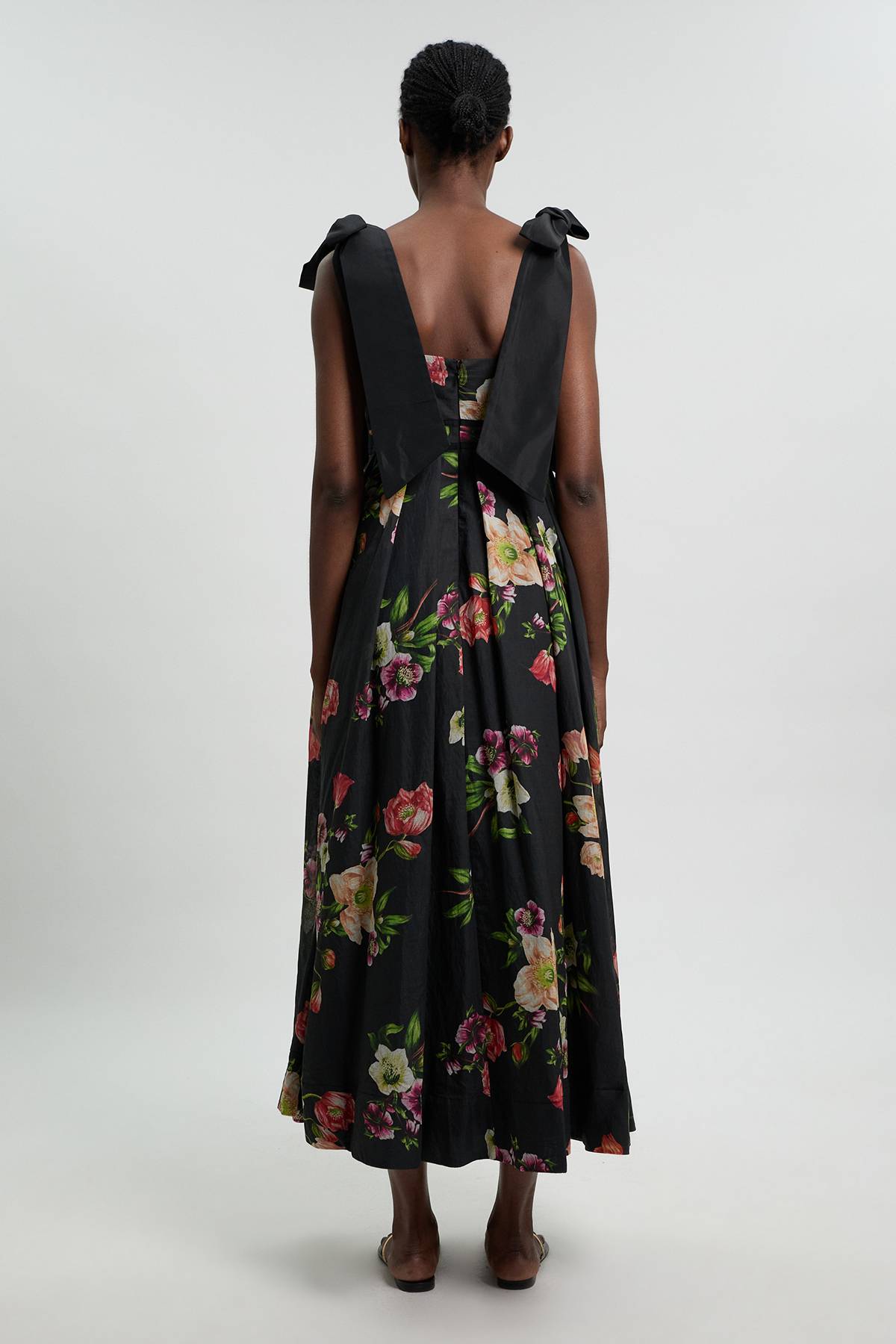 KarenMillen Robe à bretelles florale de printemps en soie et coton tissé