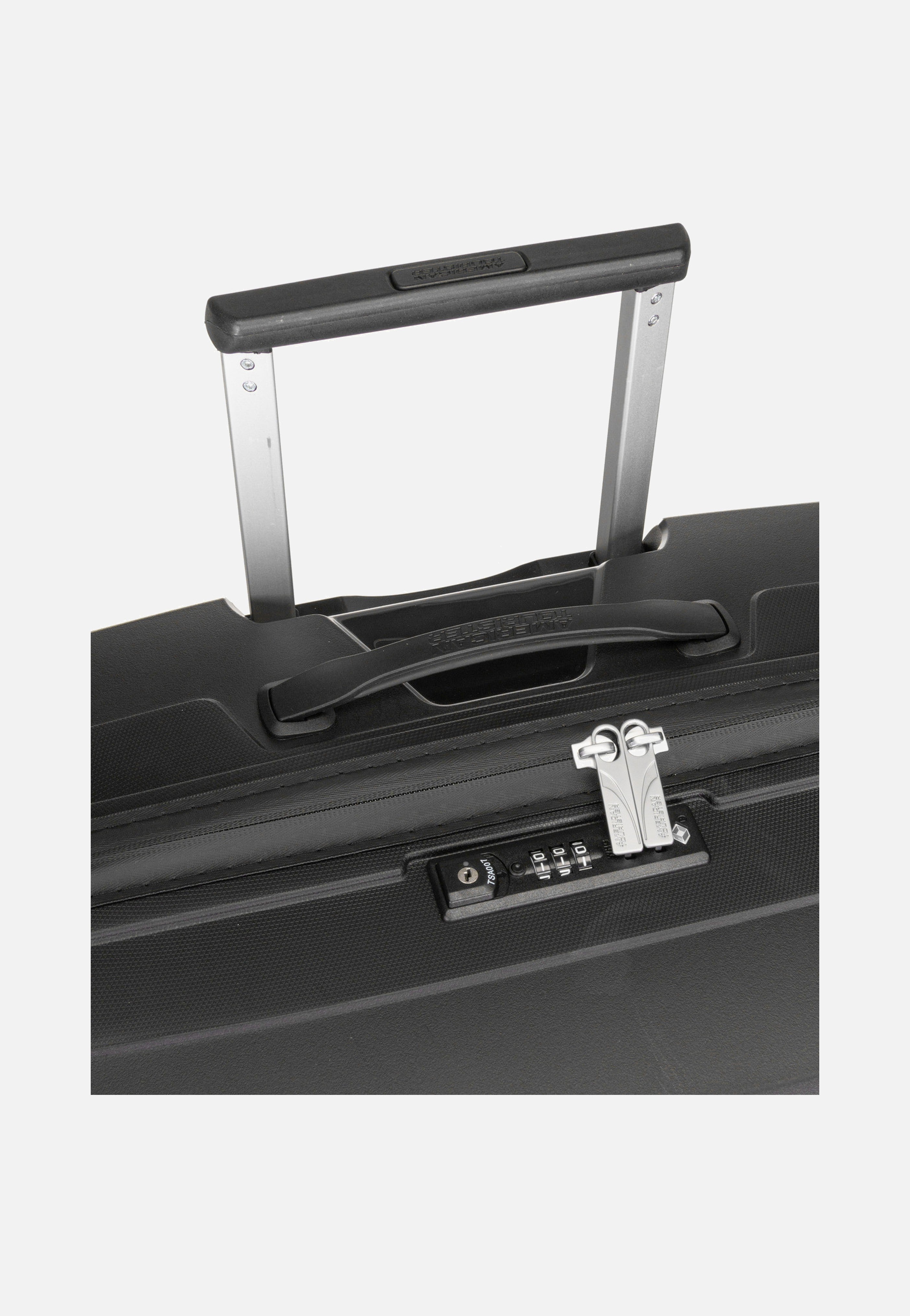 Airconic Spinner 77 Onyx Black - Koffer