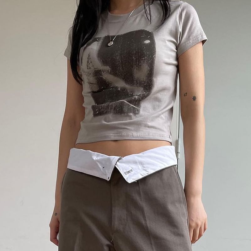 Sosana - Croptop met korte mouwen en grafische print