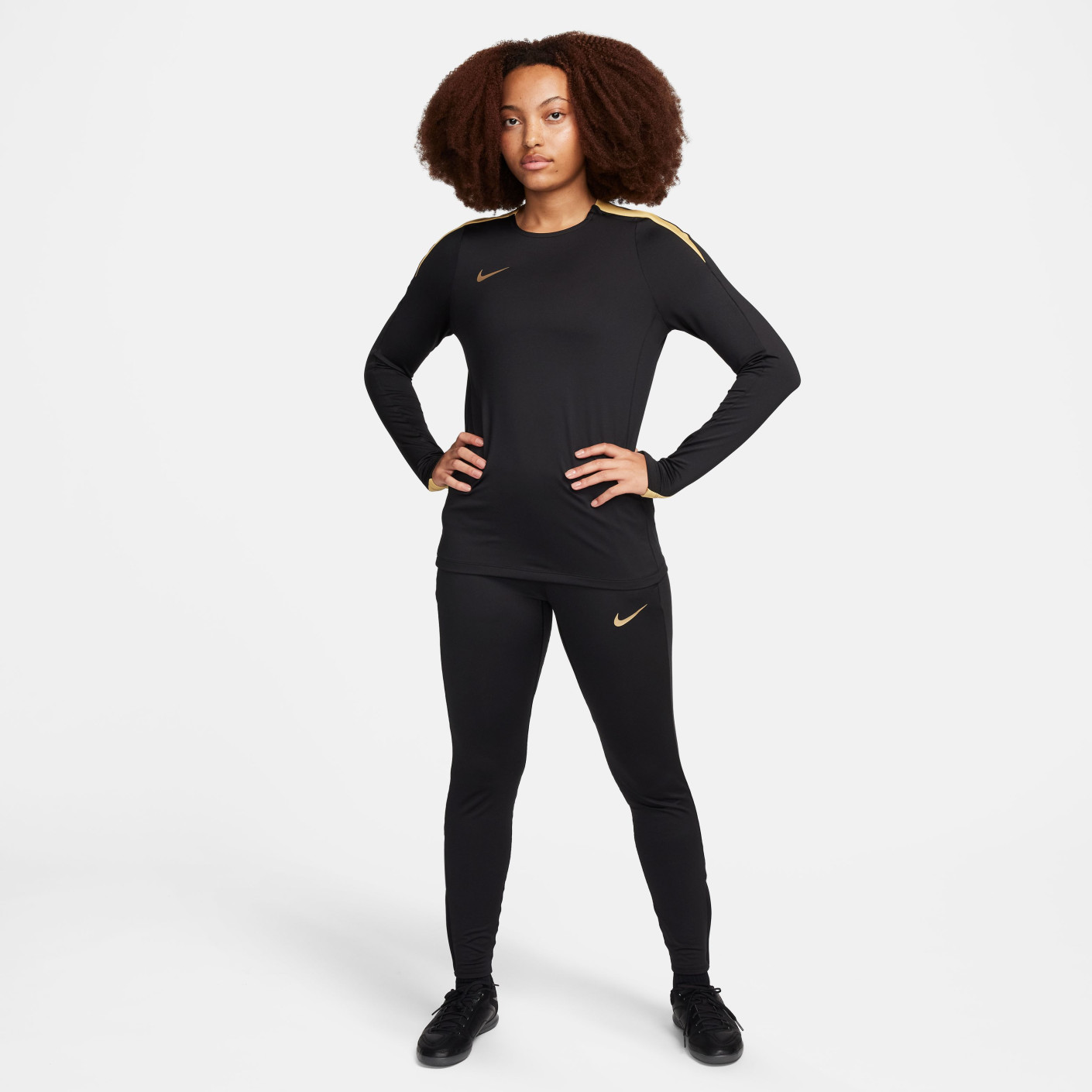 Nike Strike Crew Trainingstrui Dames Zwart Goud