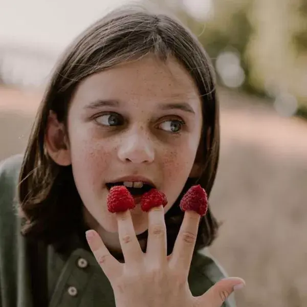 Sabonete Líquido Infantil Toofruit, Dermatologicamente Preparado, Extra Rico em Morango e Framboesa Orgânico 85g