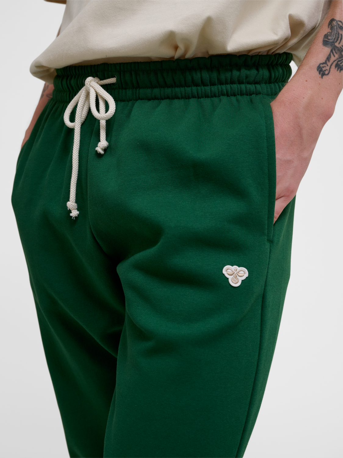 hmlLOOSE SWEATPANT BEE