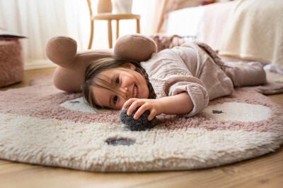 Lorena Canals Woolable Gulvteppe Miss Mighty Mouse, Rose