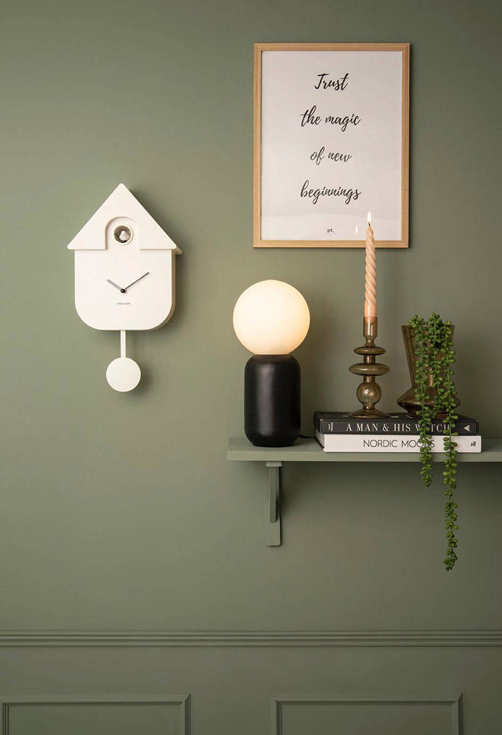 deze klok moet je gewoon hebbenKlokken wandklok Modern Cuckoo