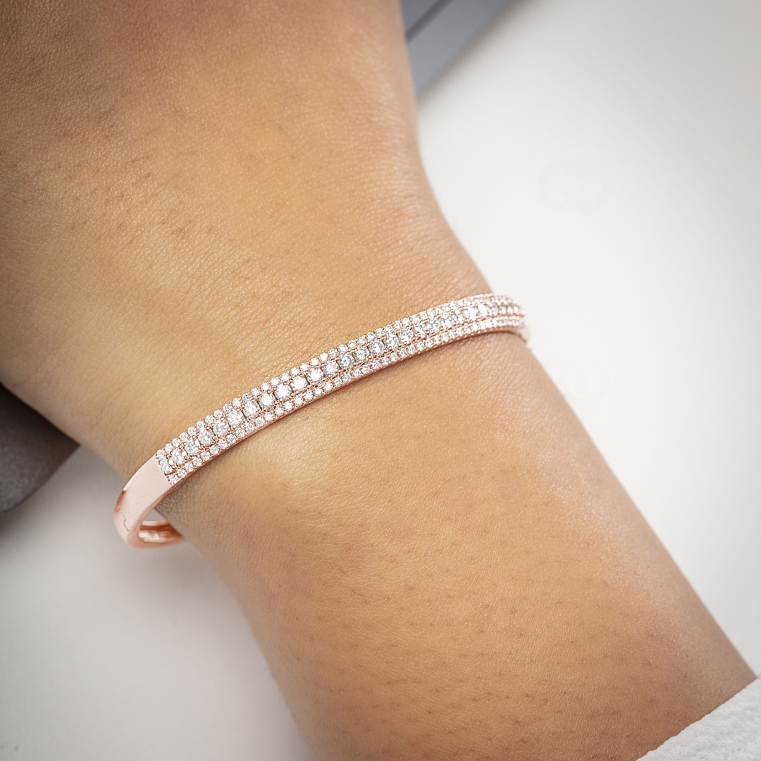 2.01 Karat Diamantarmreif 750/18 K Roségold