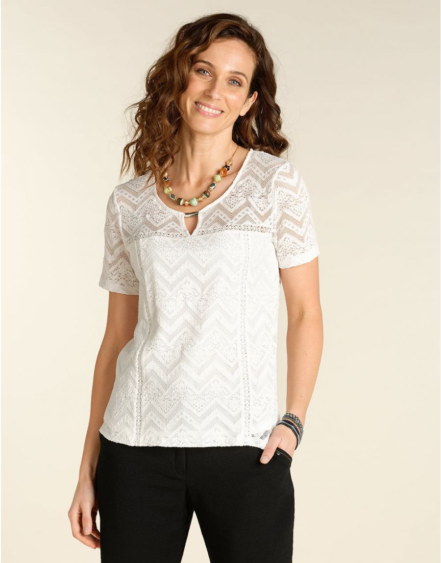 Top blanc en dentelle