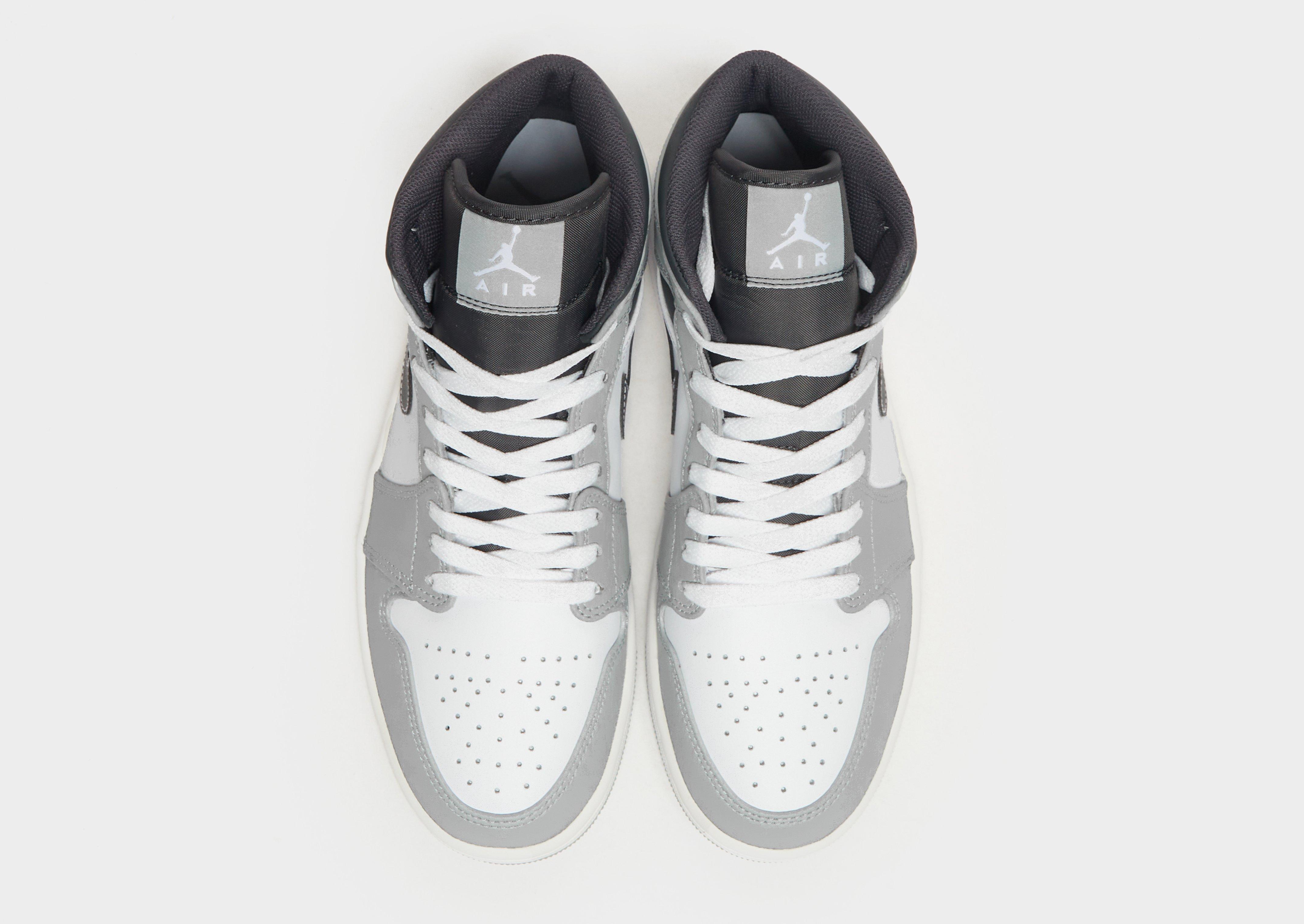 Jordan Air 1 Mid
