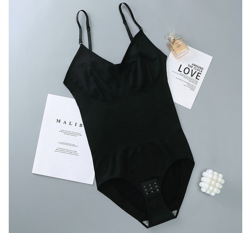 Aegaspino - Spaghettibandjes Effen Vormend Bodysuit