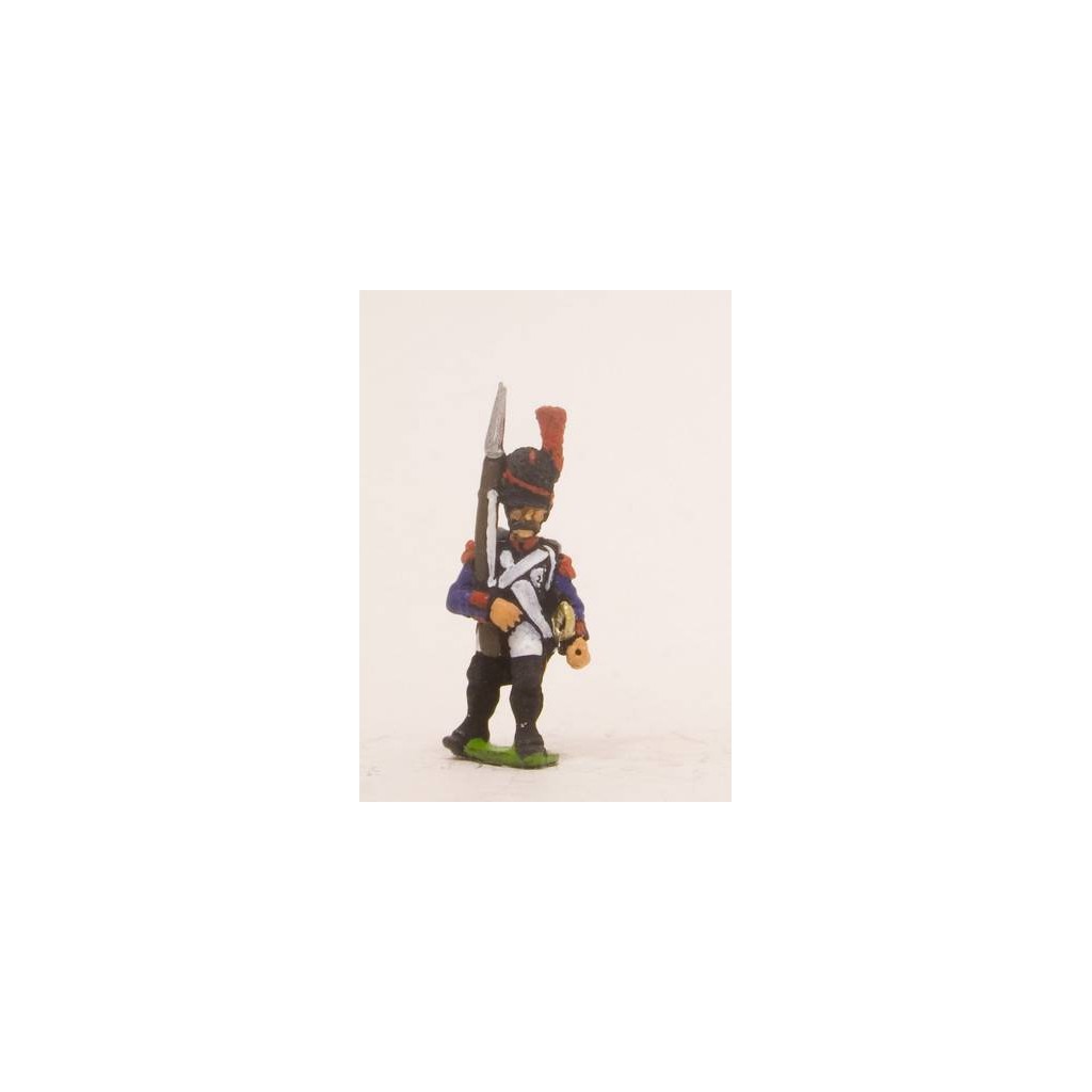 French: Line Infantry 1793-1806: Grenadier in Bearskin, advancing with Musket upright